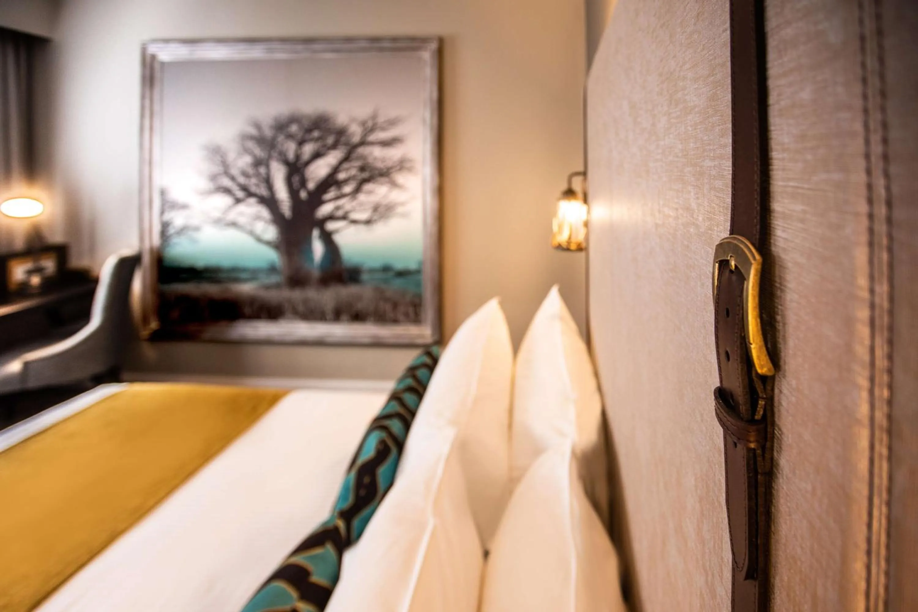 Bedroom, Bed in Southern Sun Ridgeway Lusaka