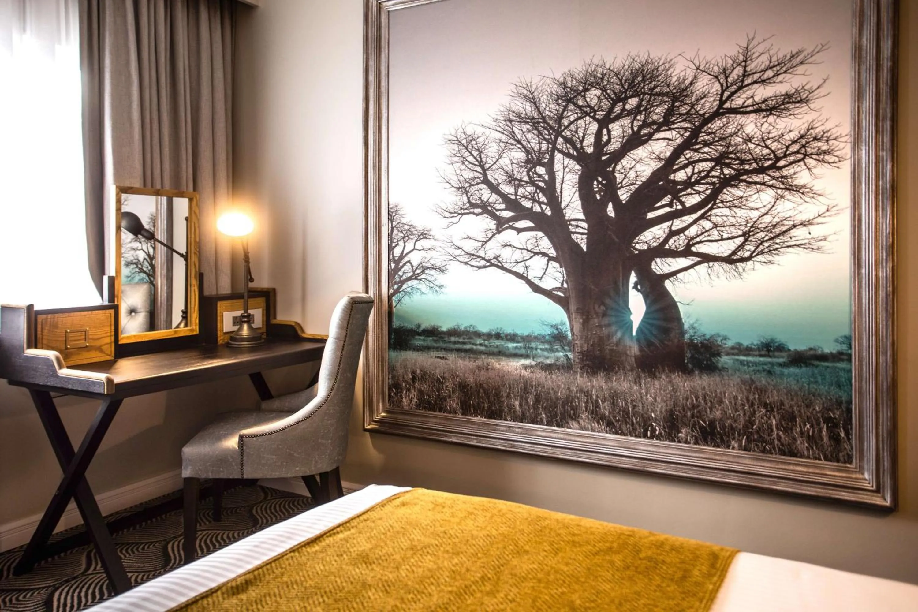 Bedroom, Bed in Southern Sun Ridgeway Lusaka