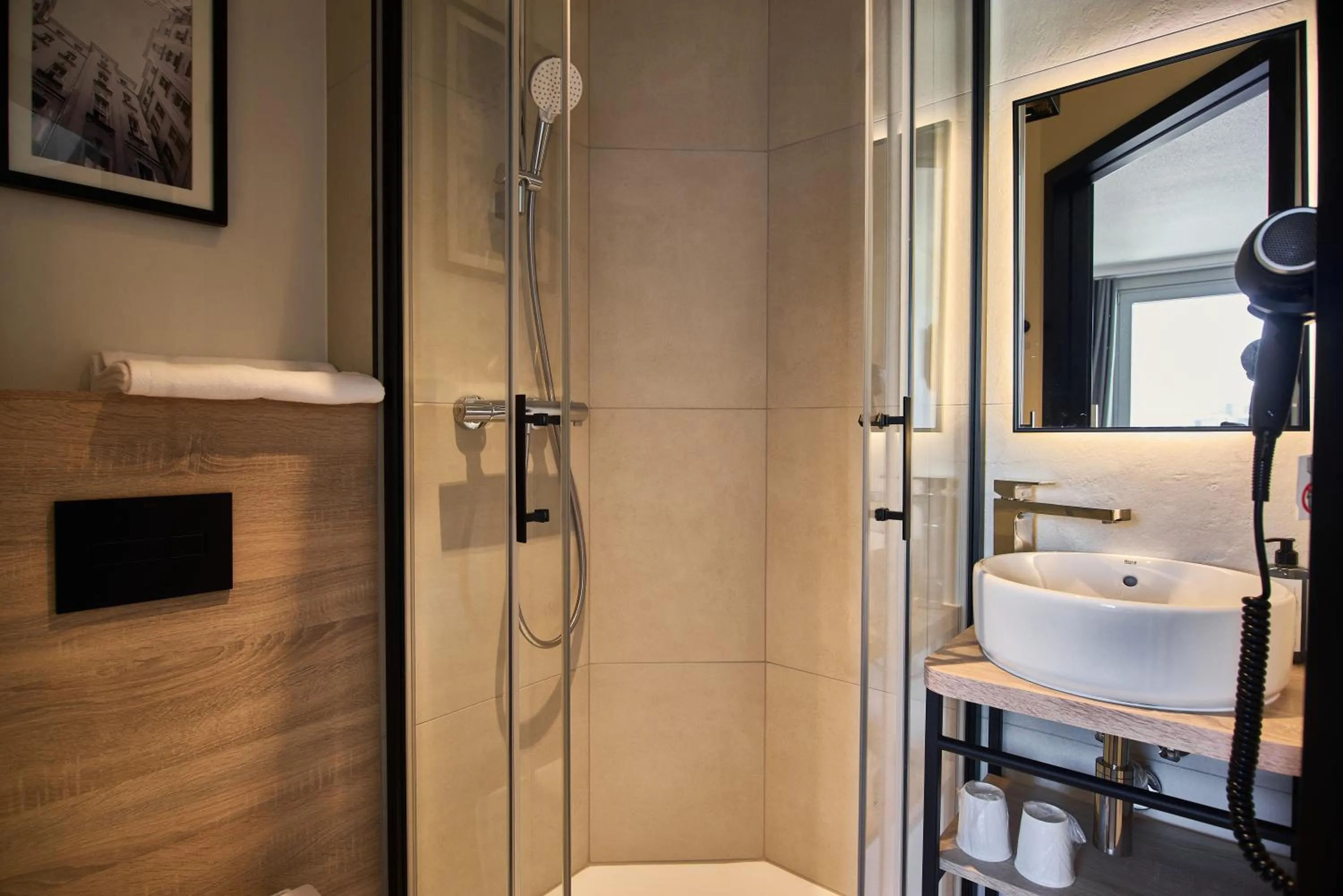 Shower in Premiere Classe Warszawa Centrum