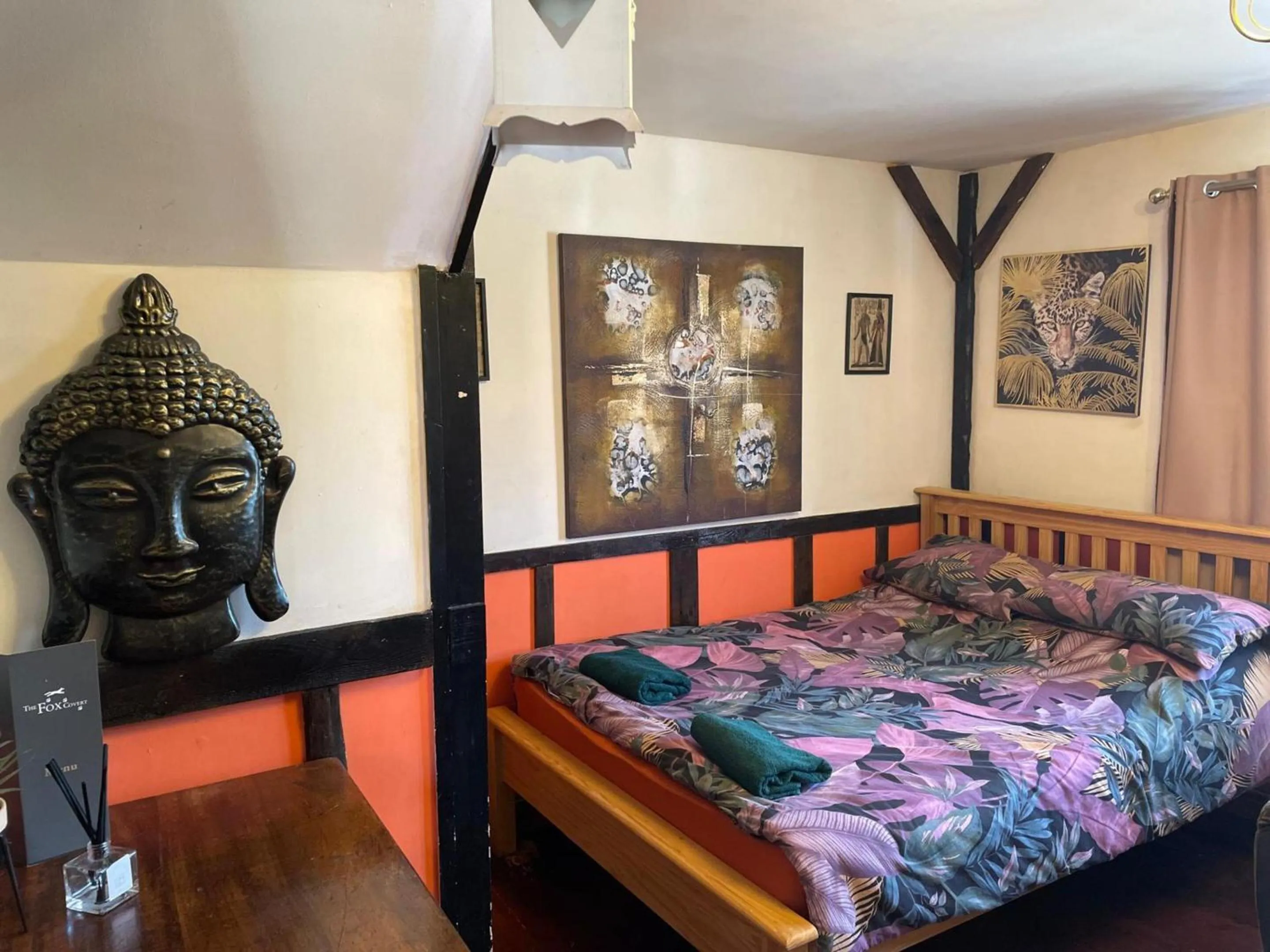 Photo of the whole room in OYO Yarm Cottages