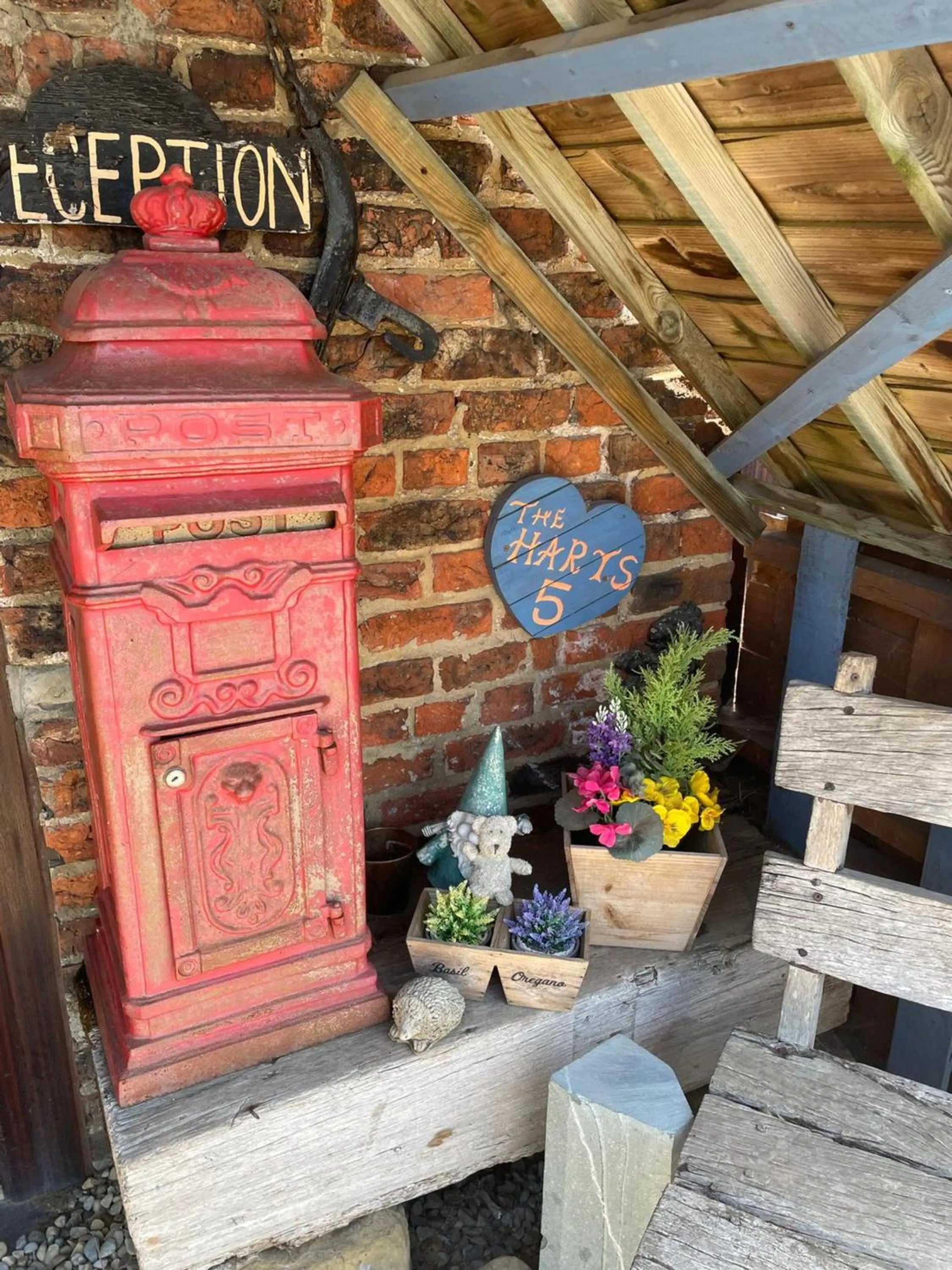 Day in OYO Yarm Cottages