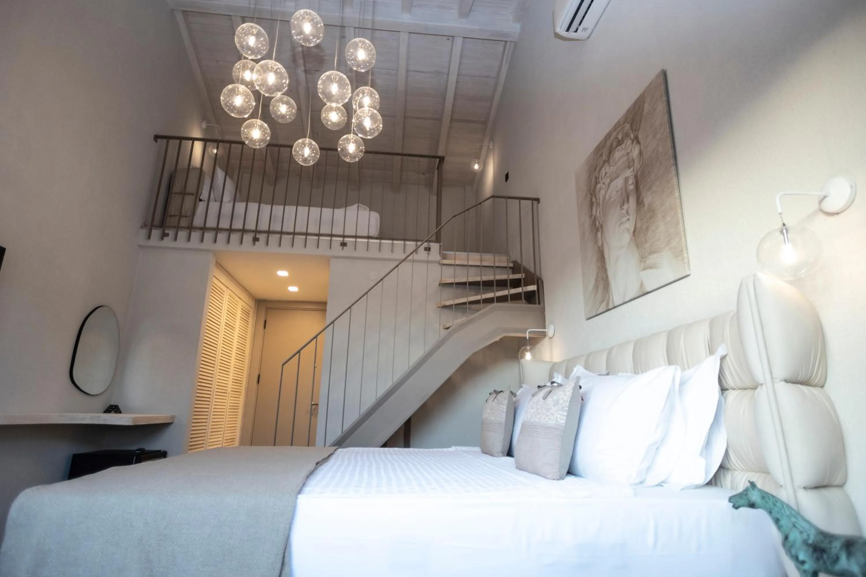 Photo of the whole room, Bed in Ala Da Vinci Hotel Alaçatı