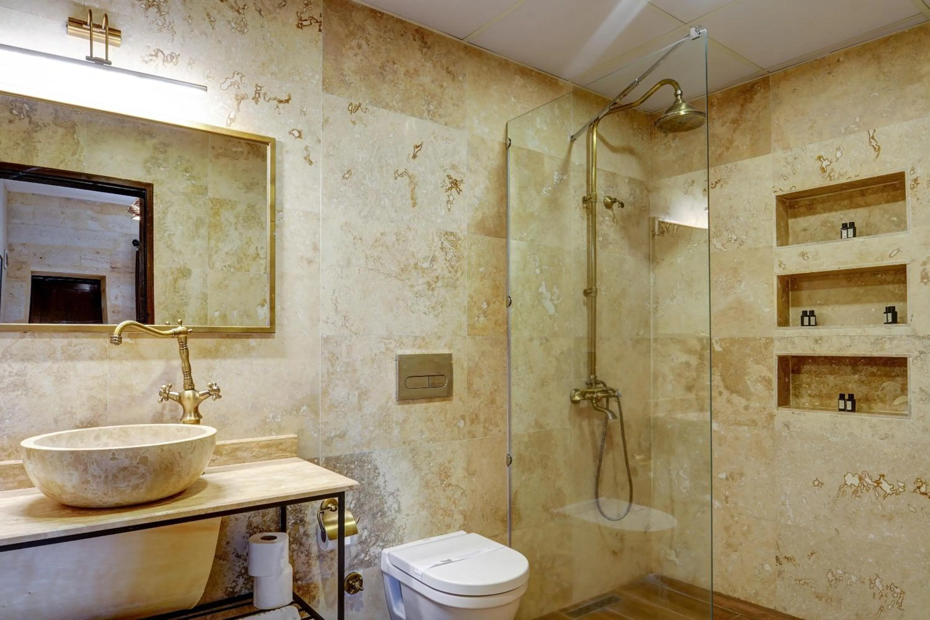 Shower in A La Mode Cappadocia