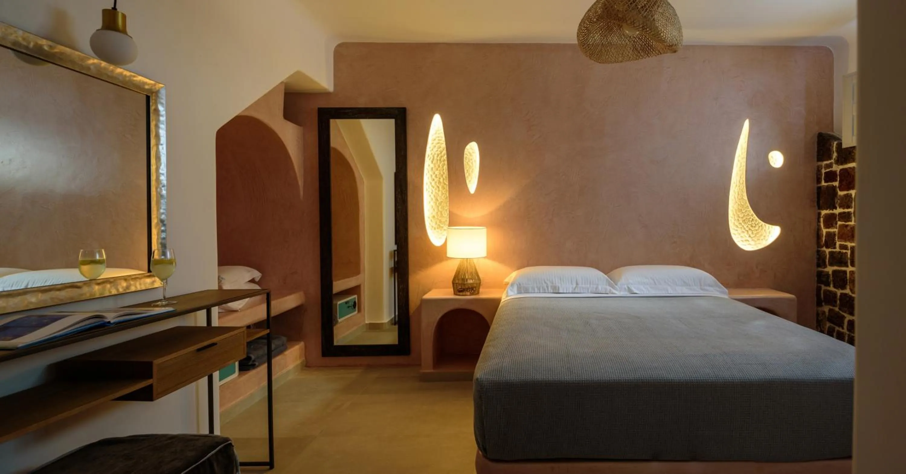 Bed in Acro Blue Luxury Villas