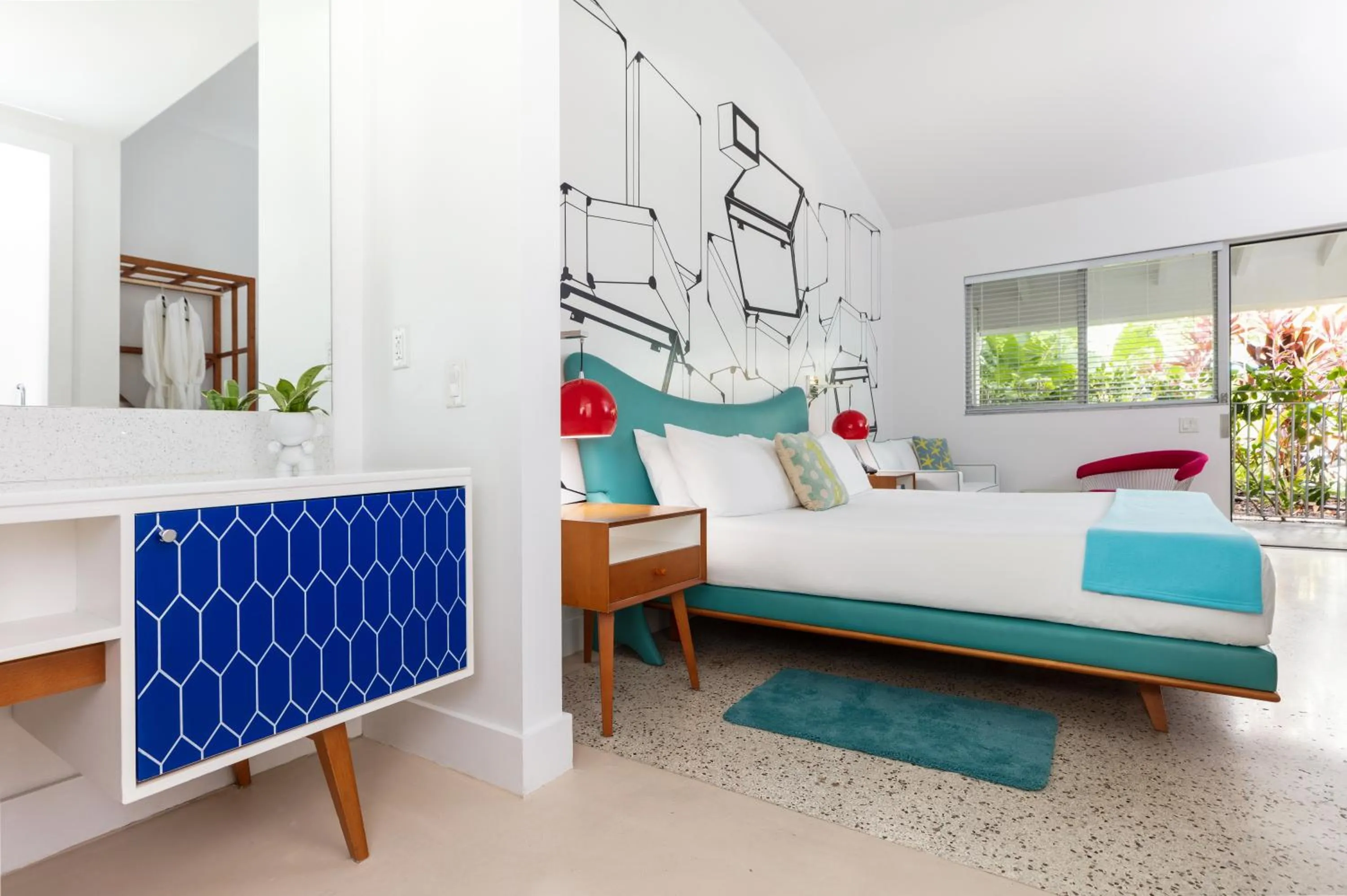 Bed in The Vagabond Hotel Miami