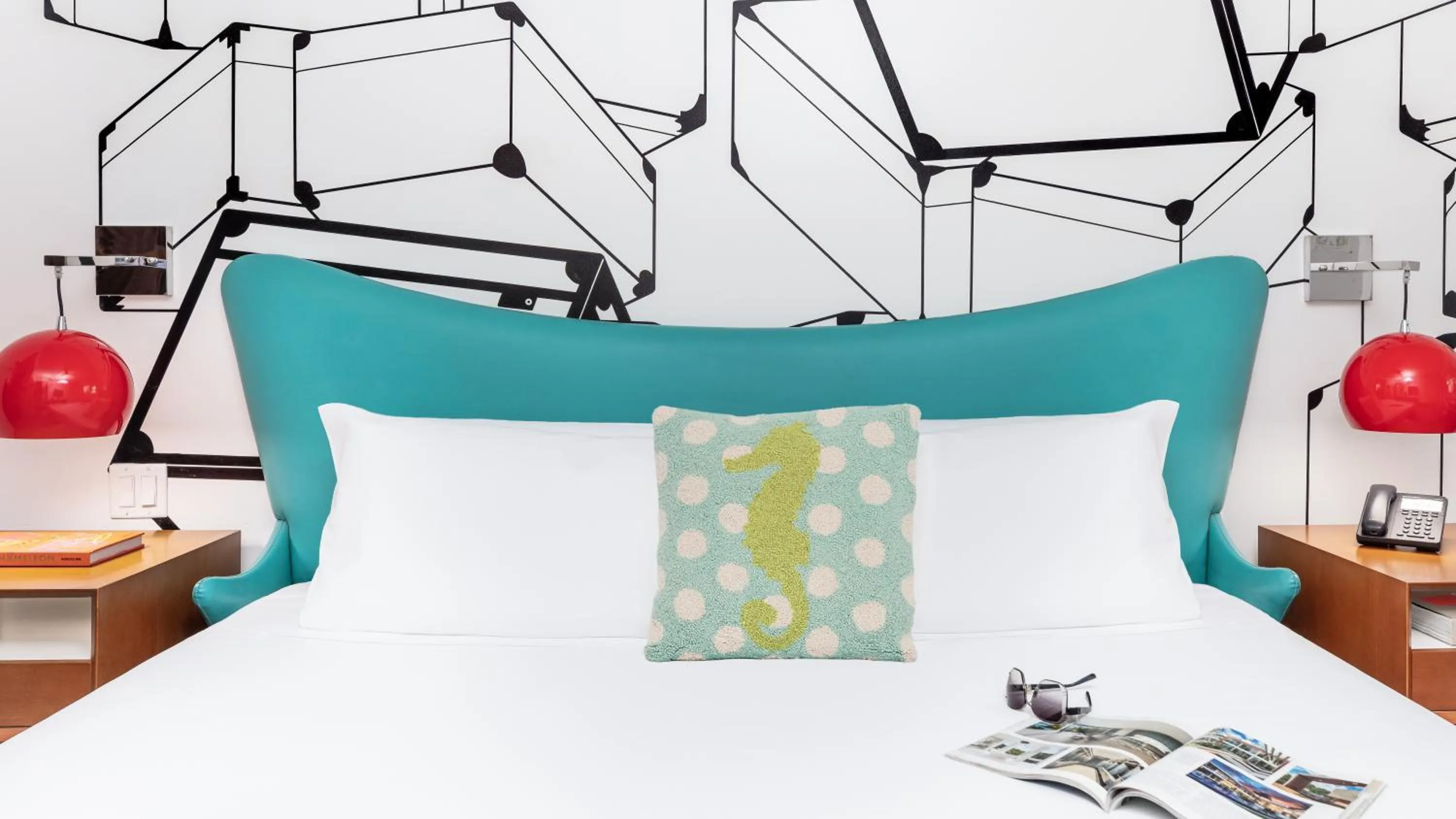 Bed in The Vagabond Hotel Miami