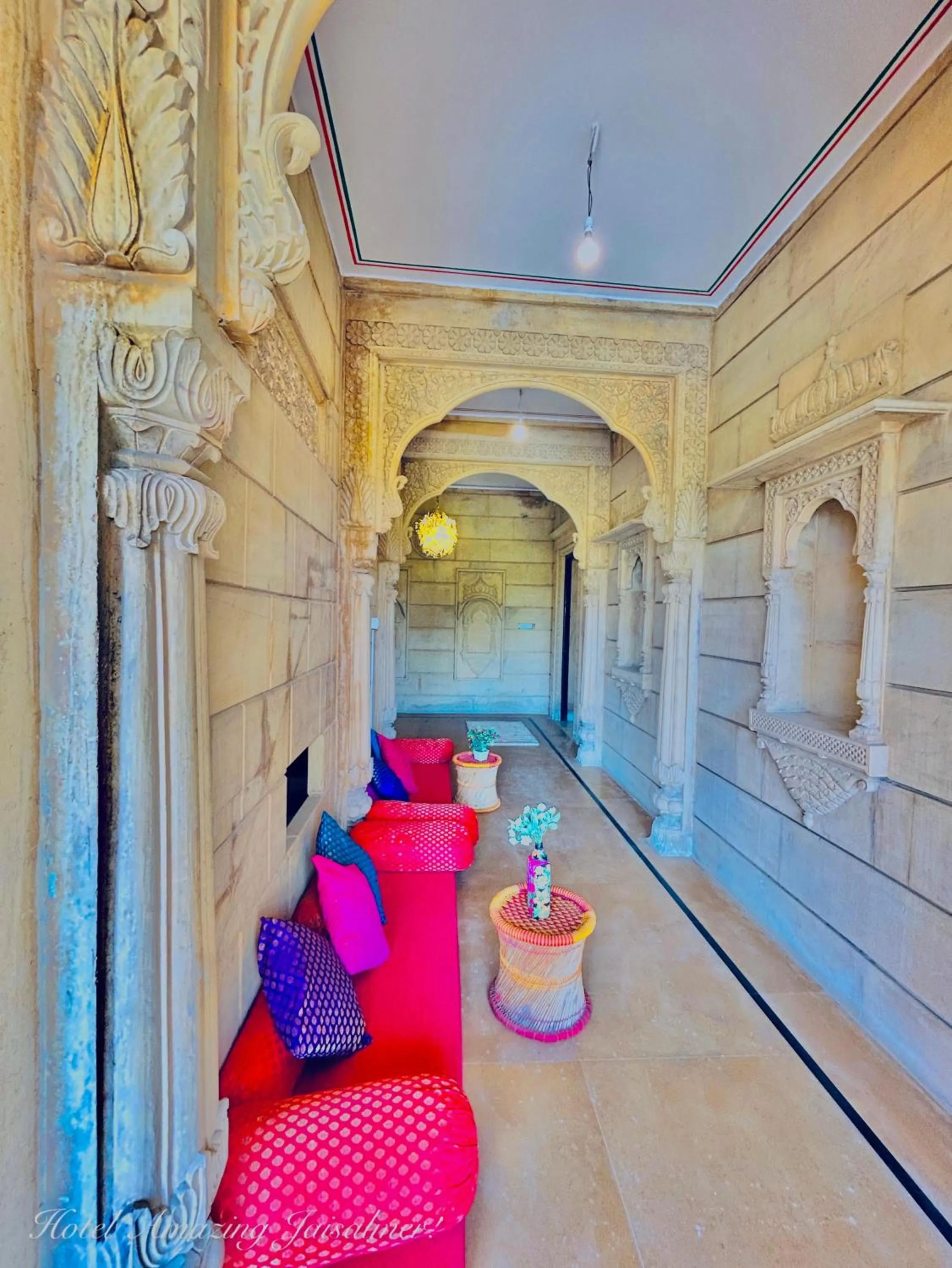 Restaurant/places to eat in Hotel Amazing Jaisalmer