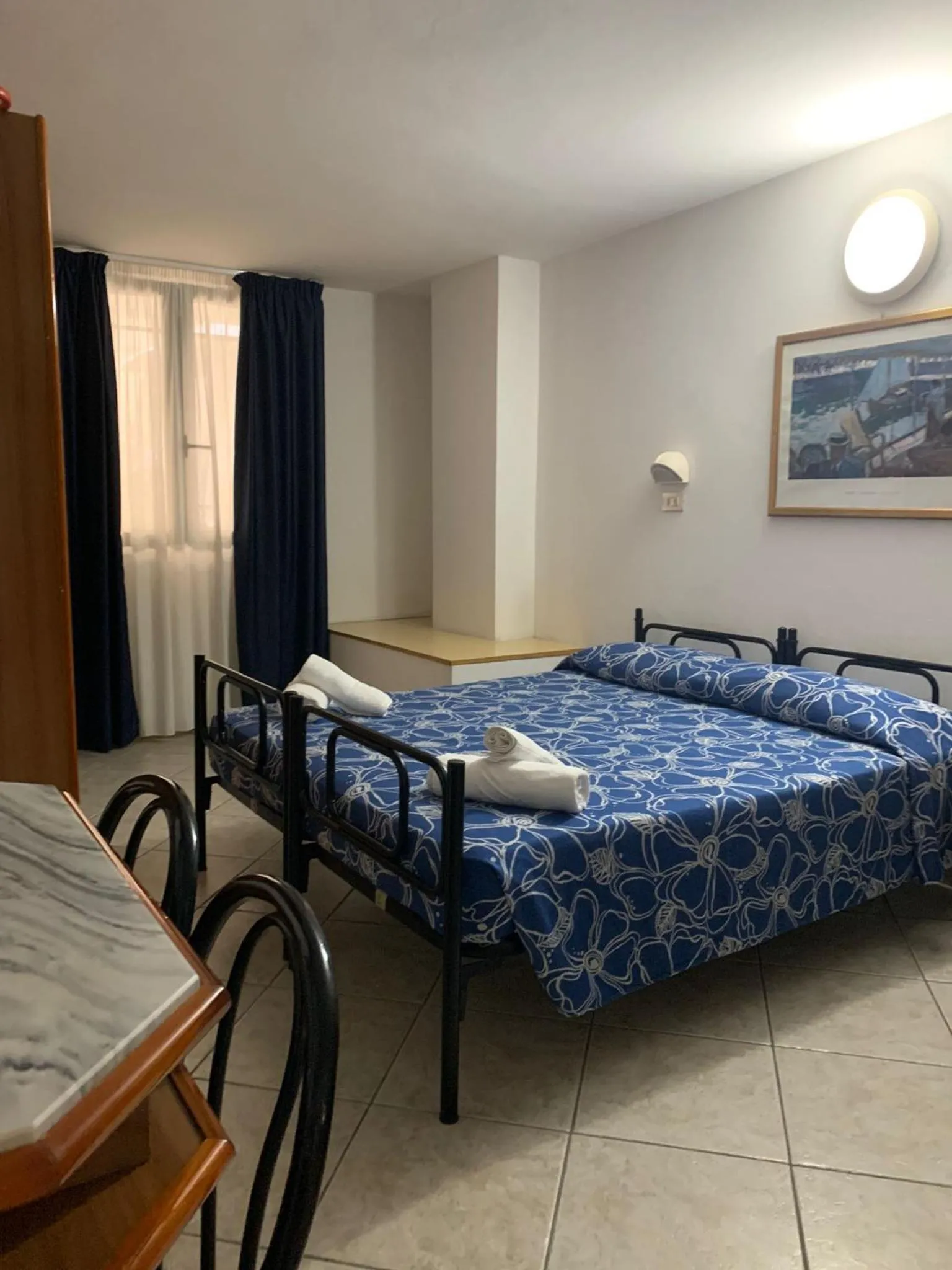 Photo of the whole room, Bed in Hotel Villa Isola