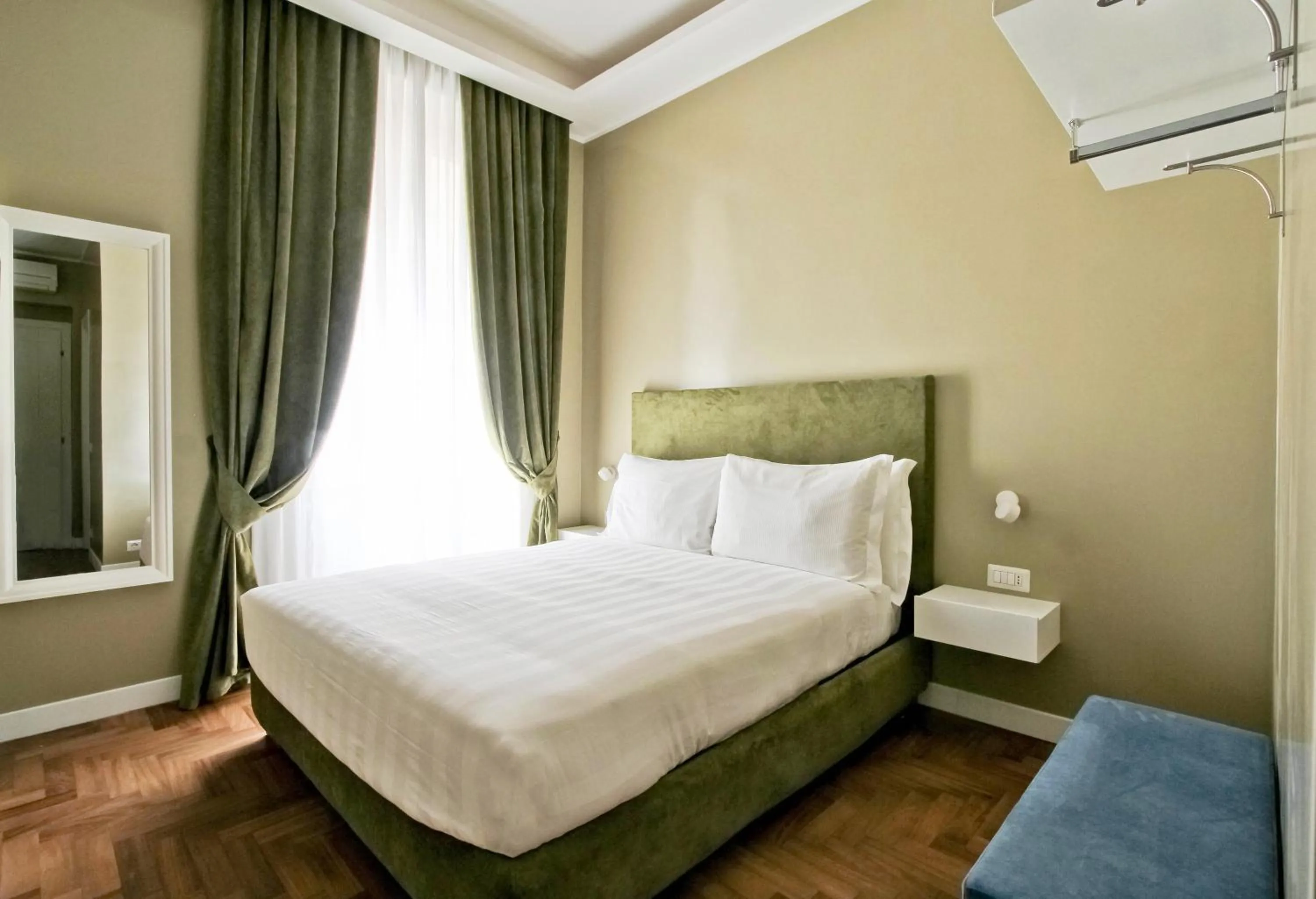 Photo of the whole room, Bed in The river corner