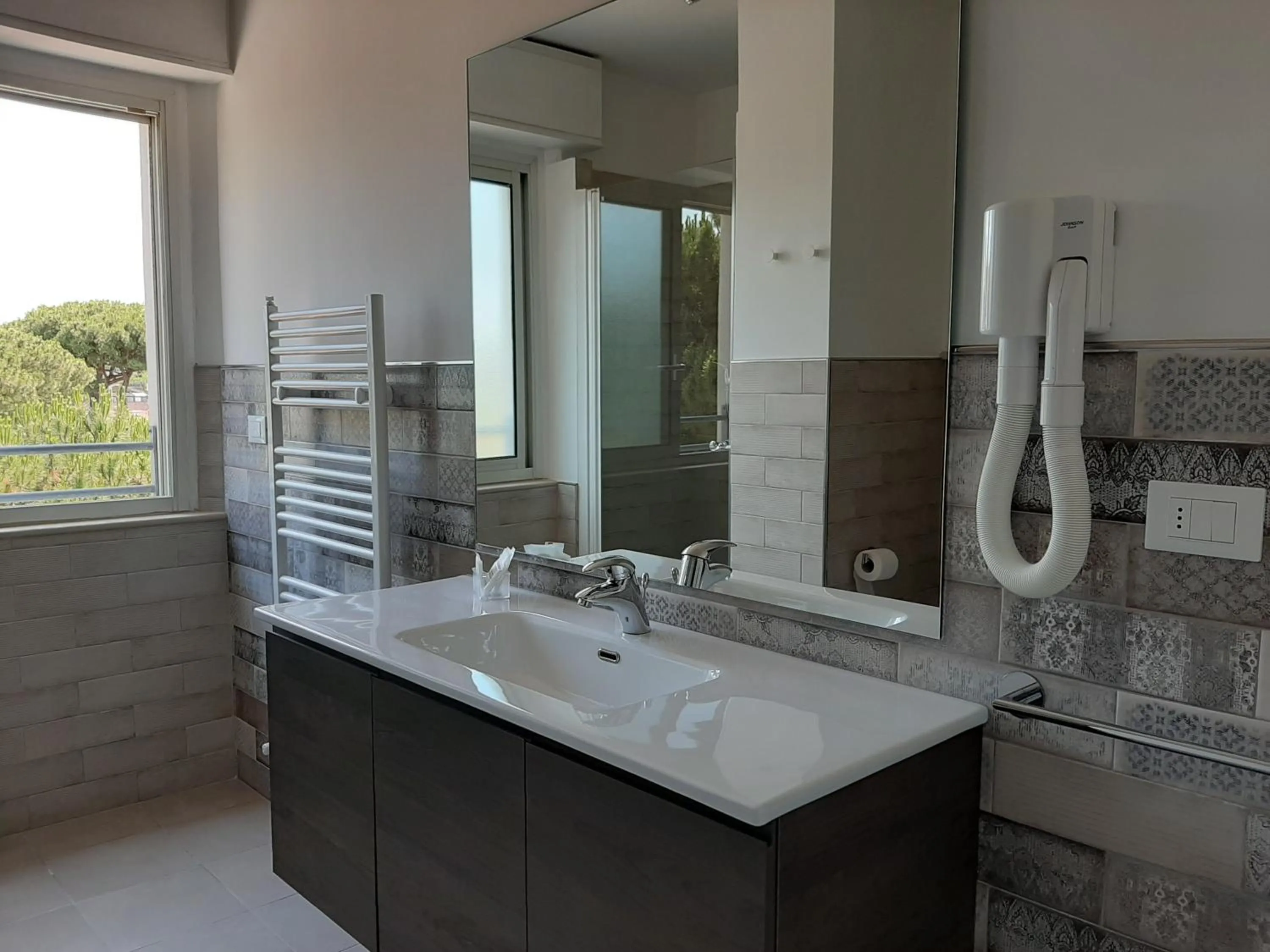 Bathroom in Hotel Desire'