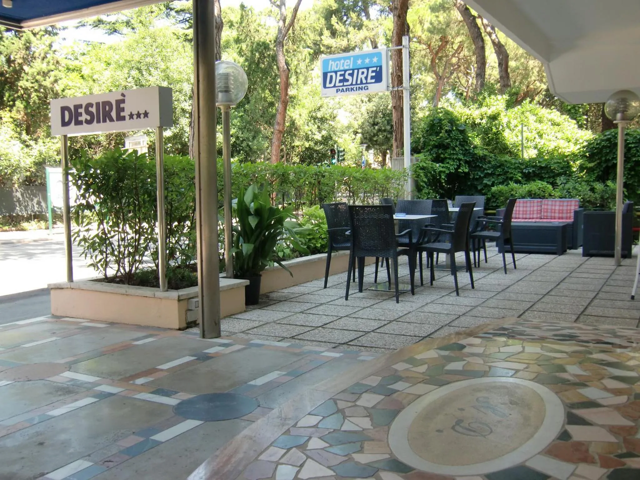 Garden in Hotel Desire'