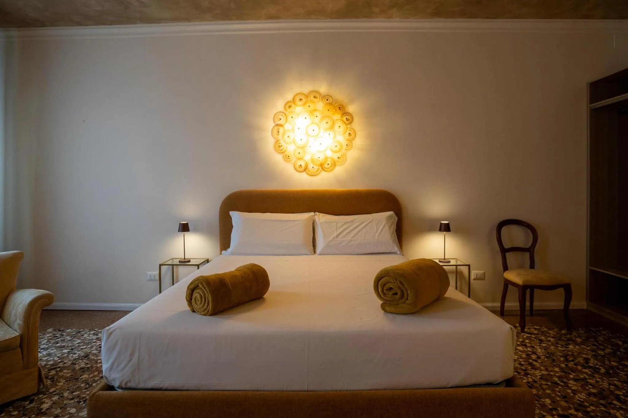 Photo of the whole room, Bed in Ca' Turelli Dimora Storica