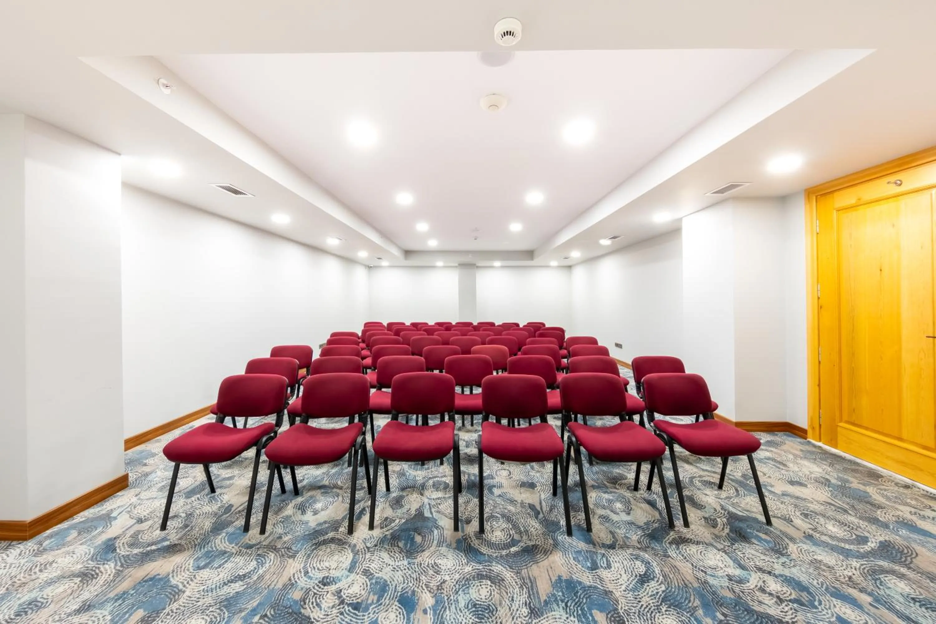 Meeting/conference room in Riviera Zen Hotel Adult Only