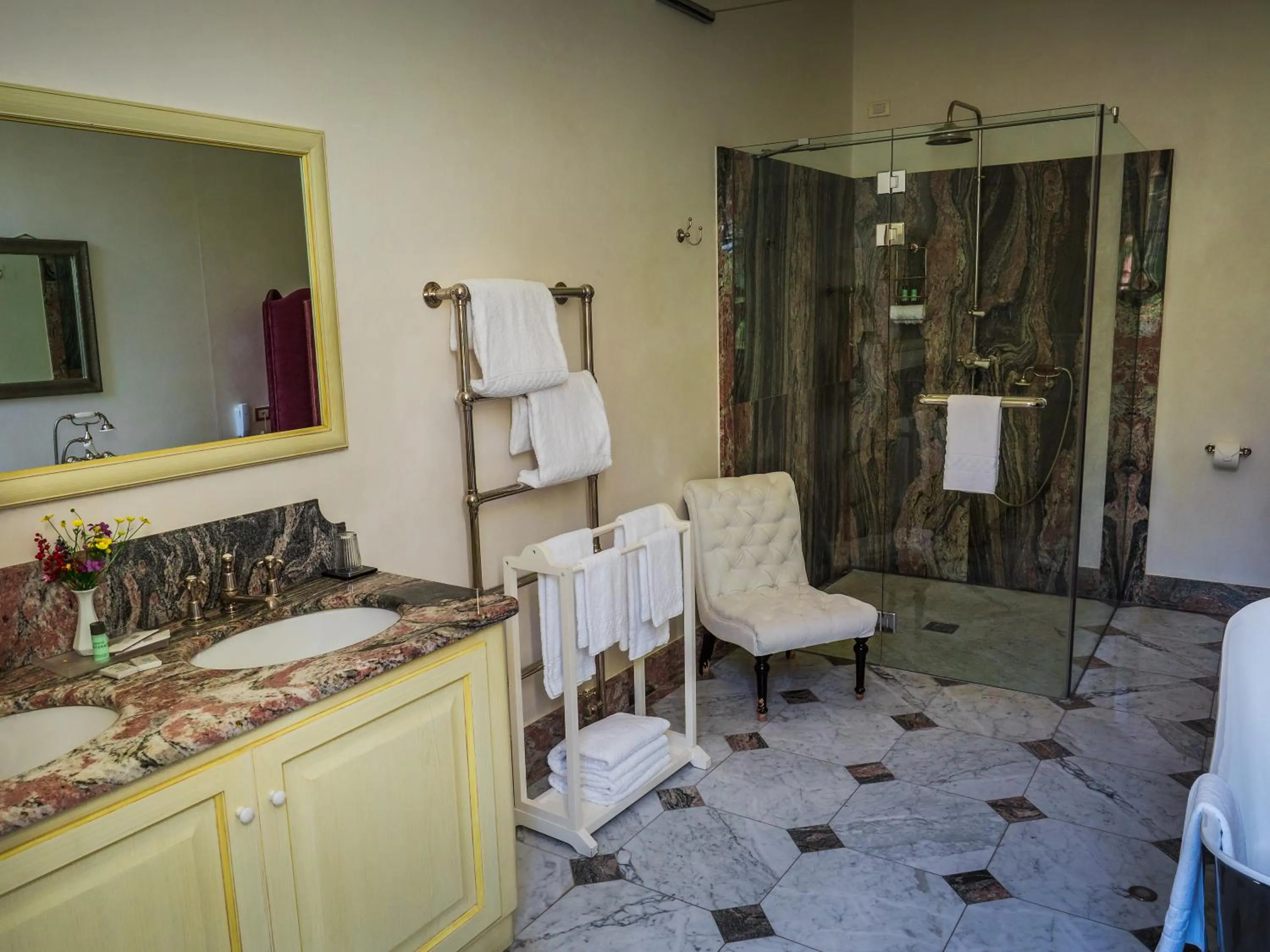 Bathroom in Hotel Villa Casanova