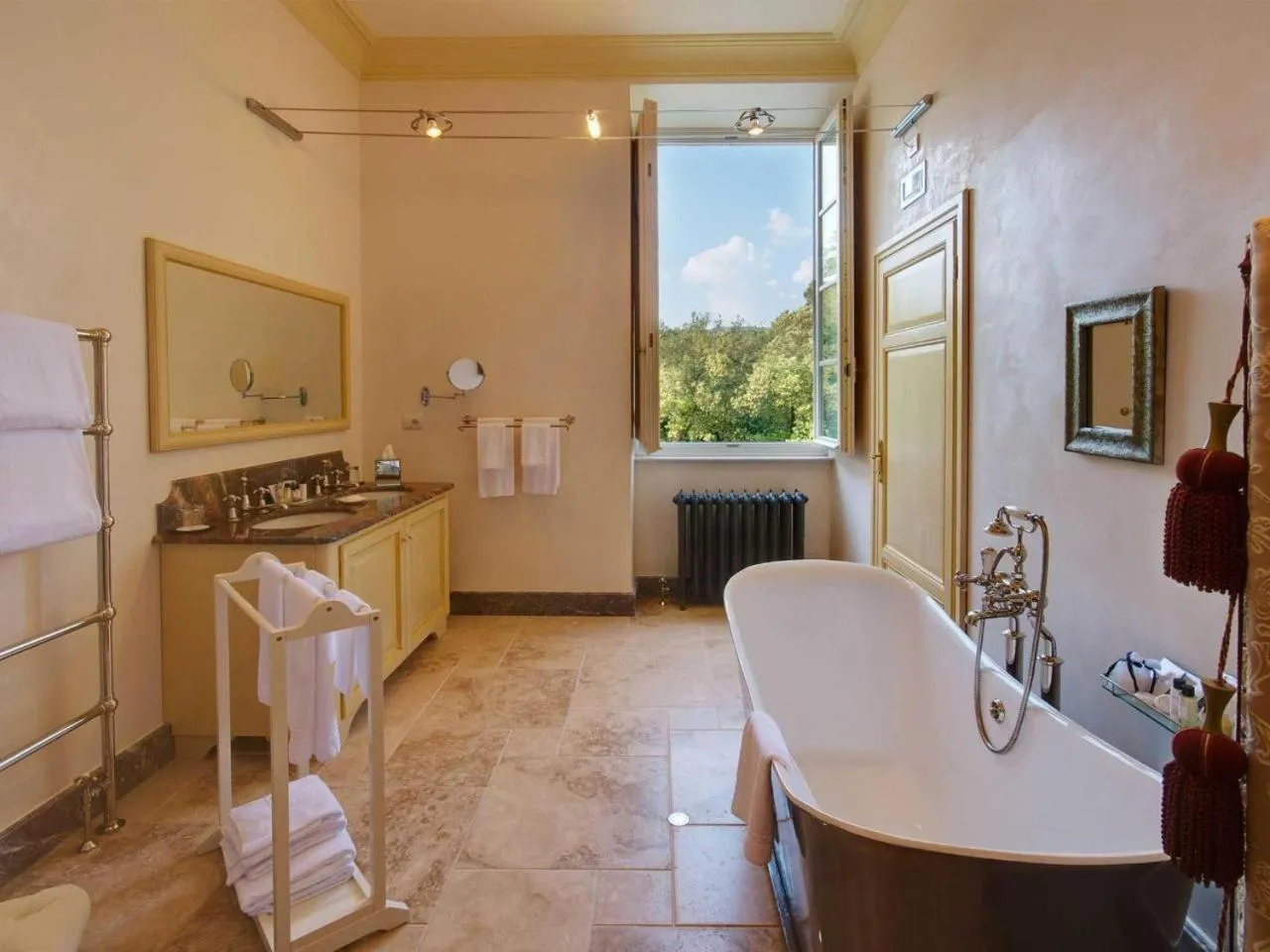 Bathroom in Hotel Villa Casanova