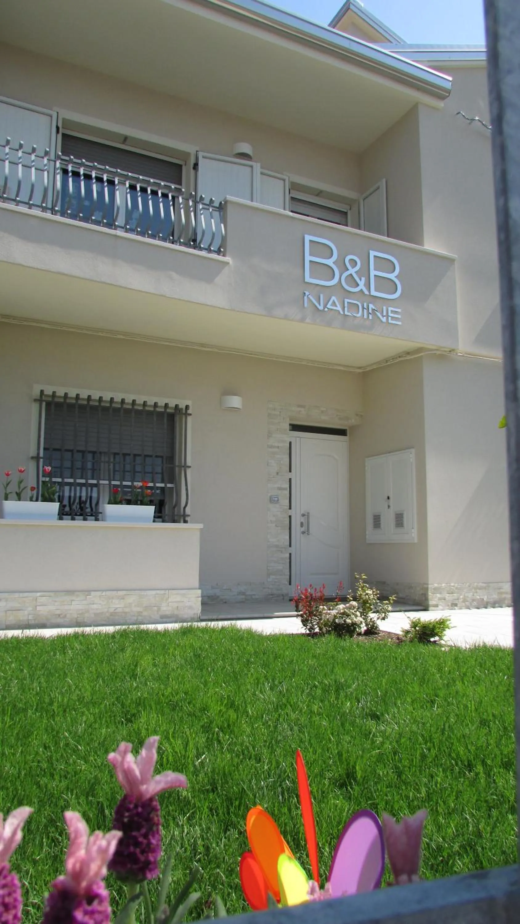 Property logo or sign in B&B Nadine