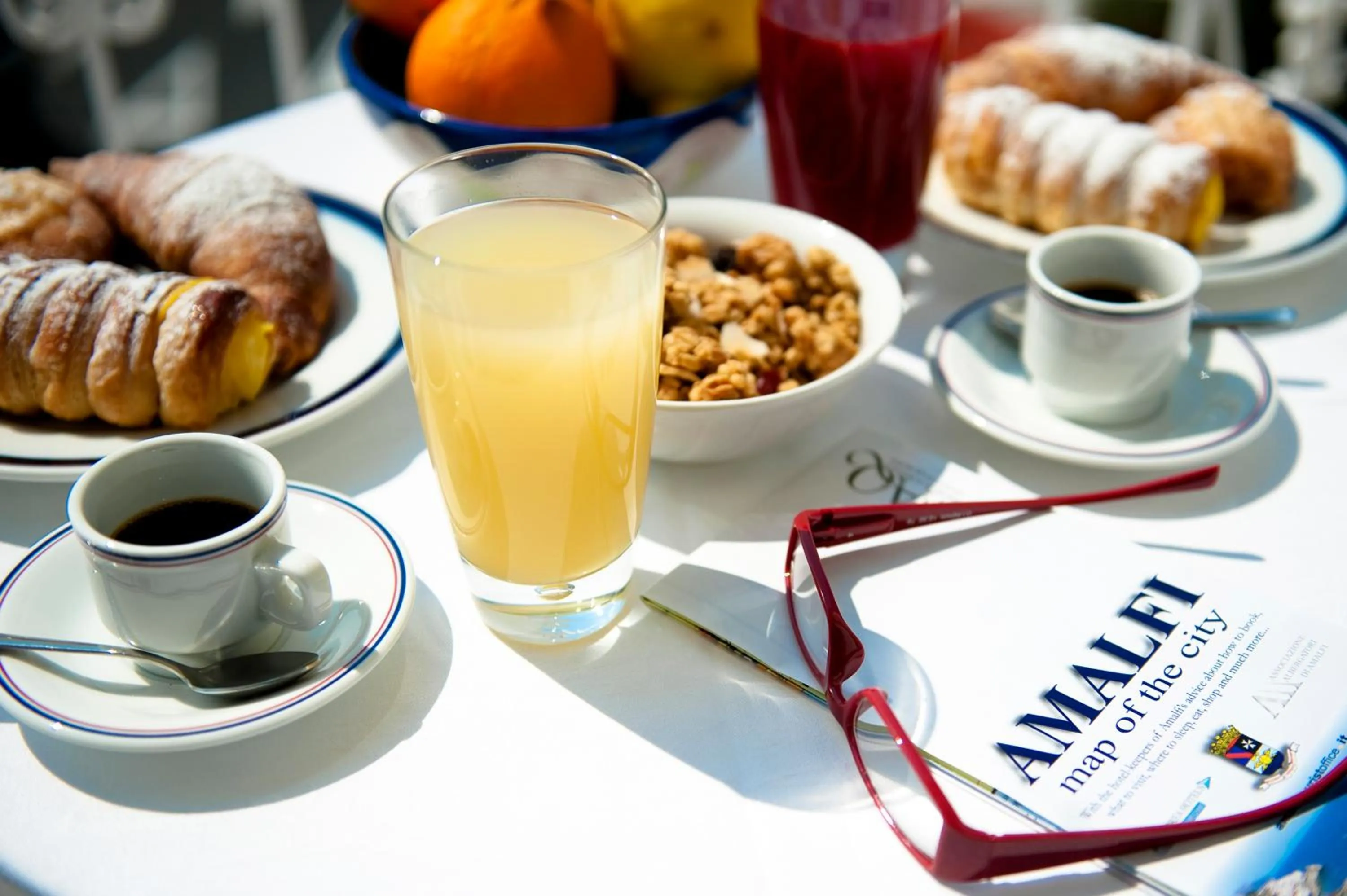 Food and drinks in Hotel Residence