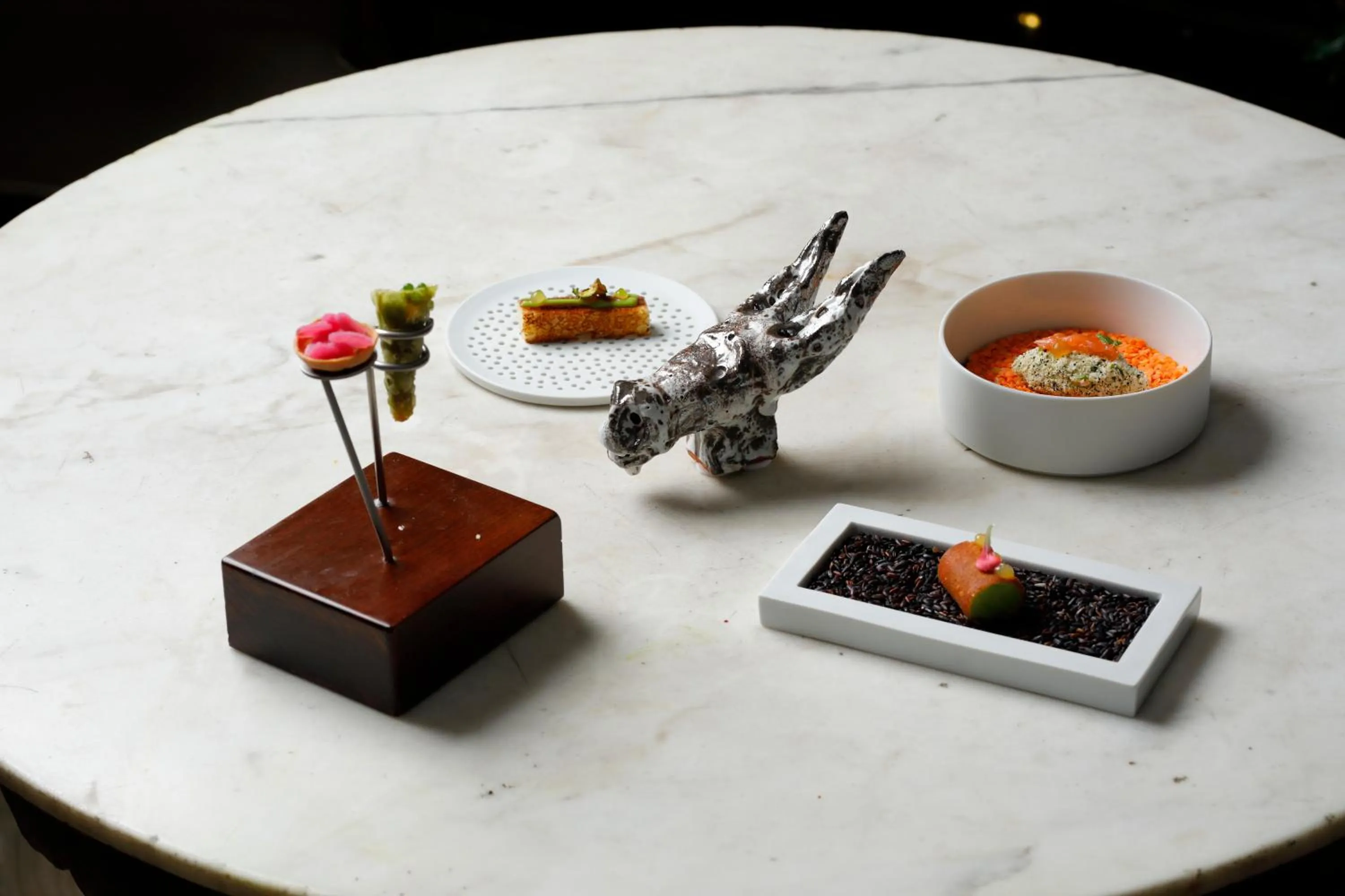 Restaurant/places to eat in Hotel Residence