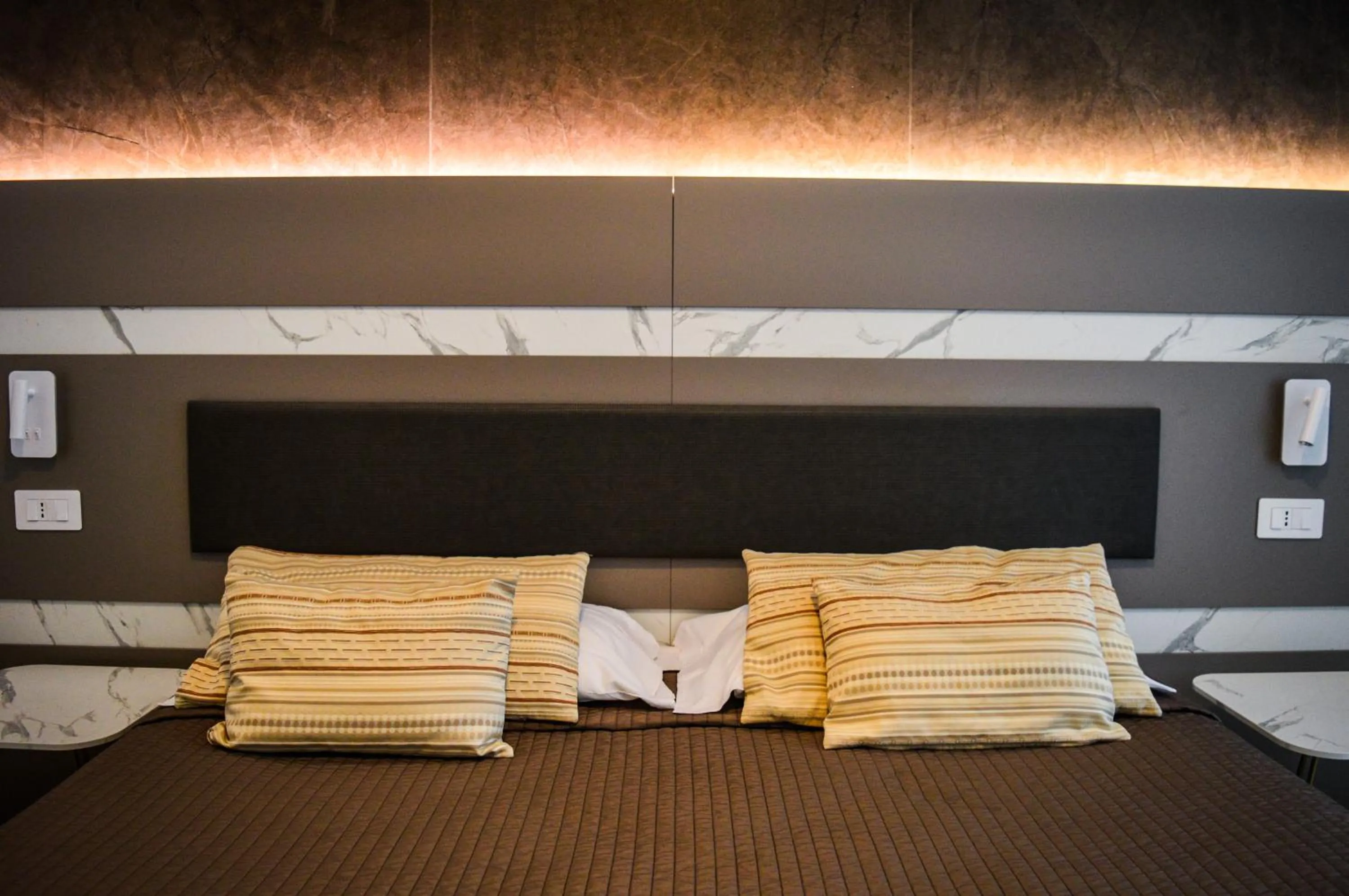 Bedroom, Bed in Mediterranea Hotel & Convention Center