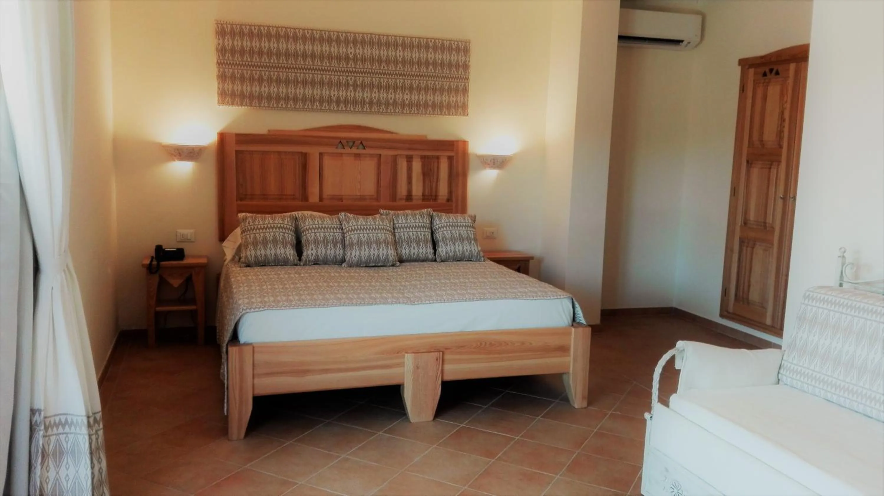 Lake view, Bed in Hotel Aldiola Country Resort