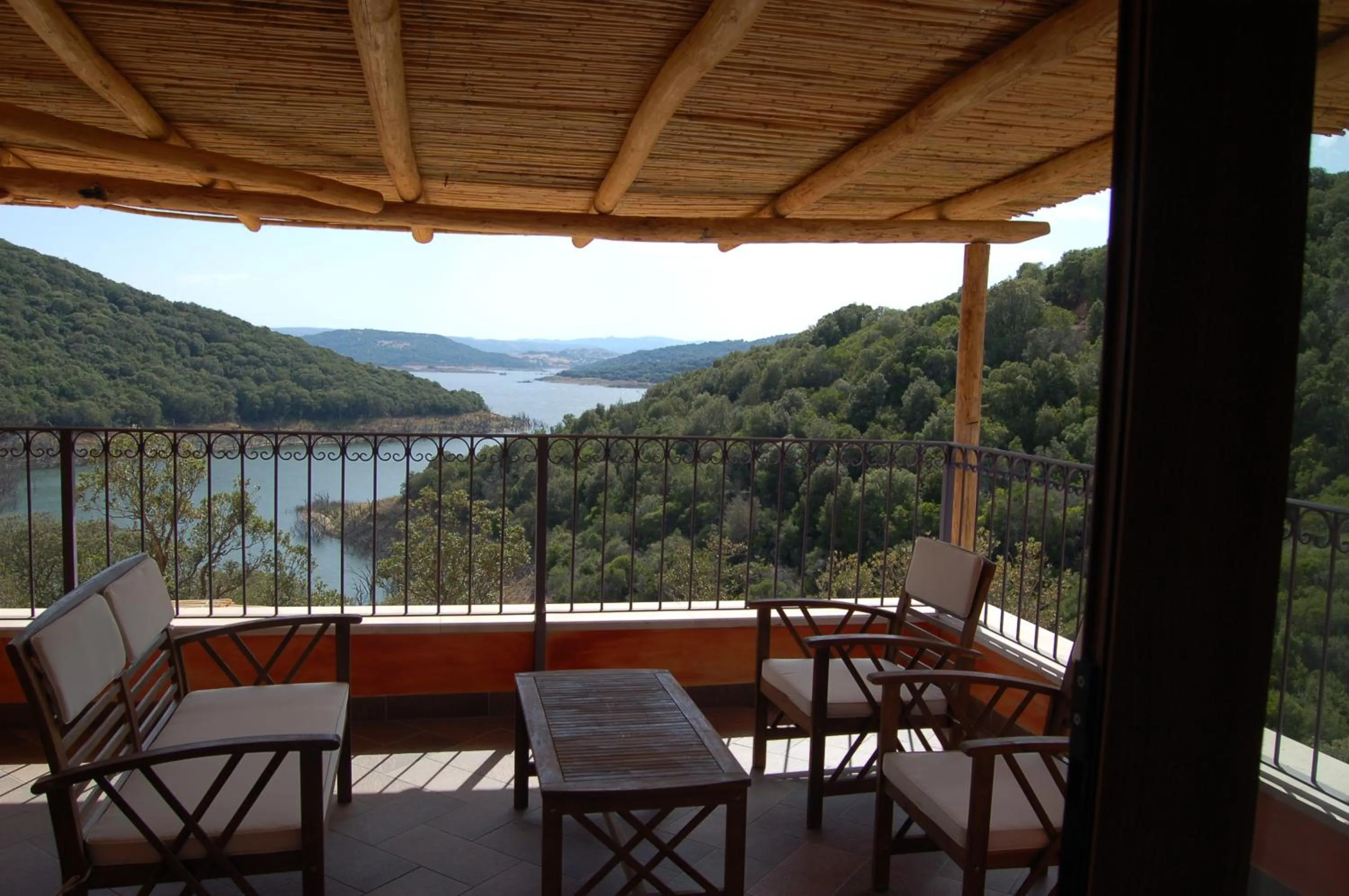 Patio in Hotel Aldiola Country Resort