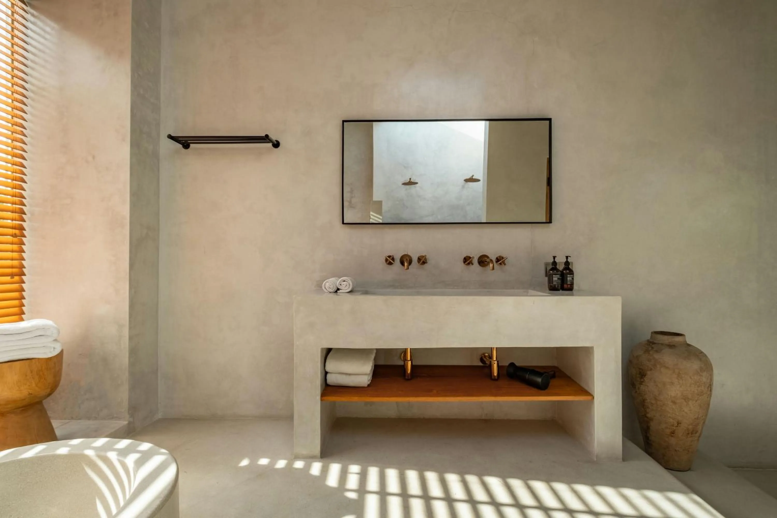 Bathroom in Concrete Retreat Umalas