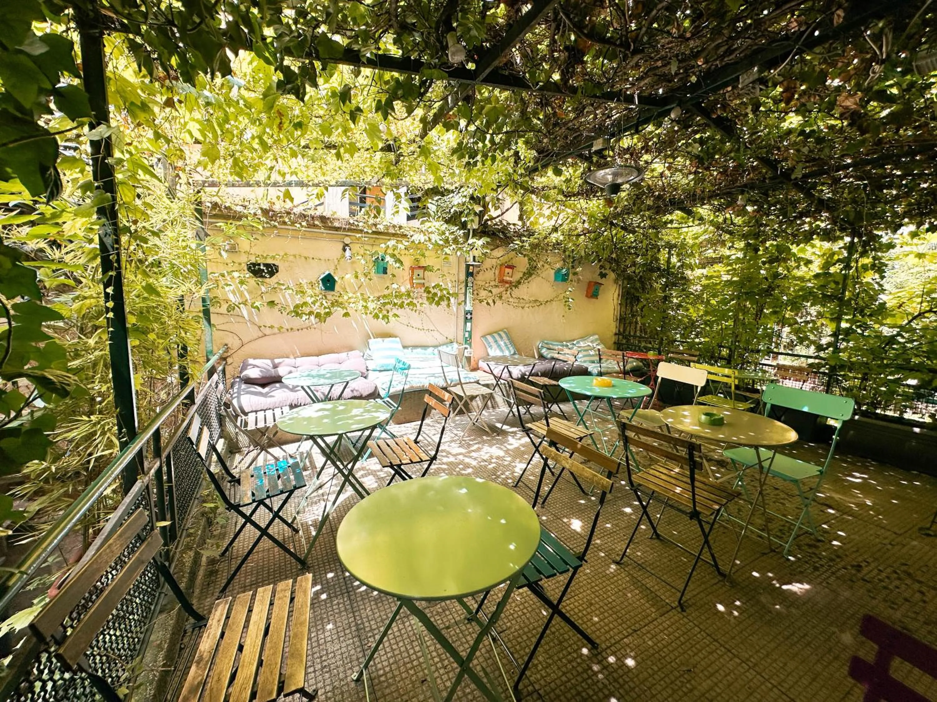 Garden in Ostello Bello Milano Centrale
