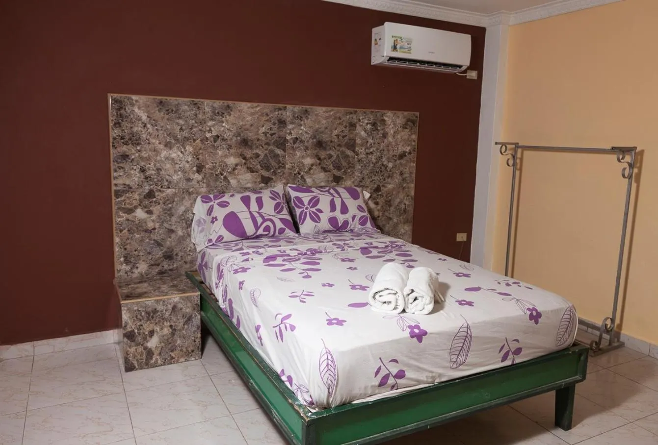 Bed in Residencial Turistico Cuba