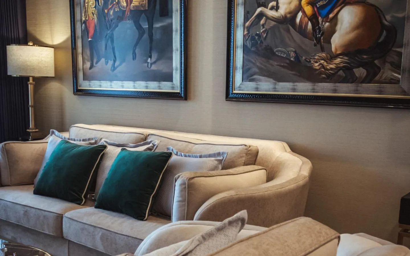 Seating area in The Elysium Prațumnak Pattaya - By SHG