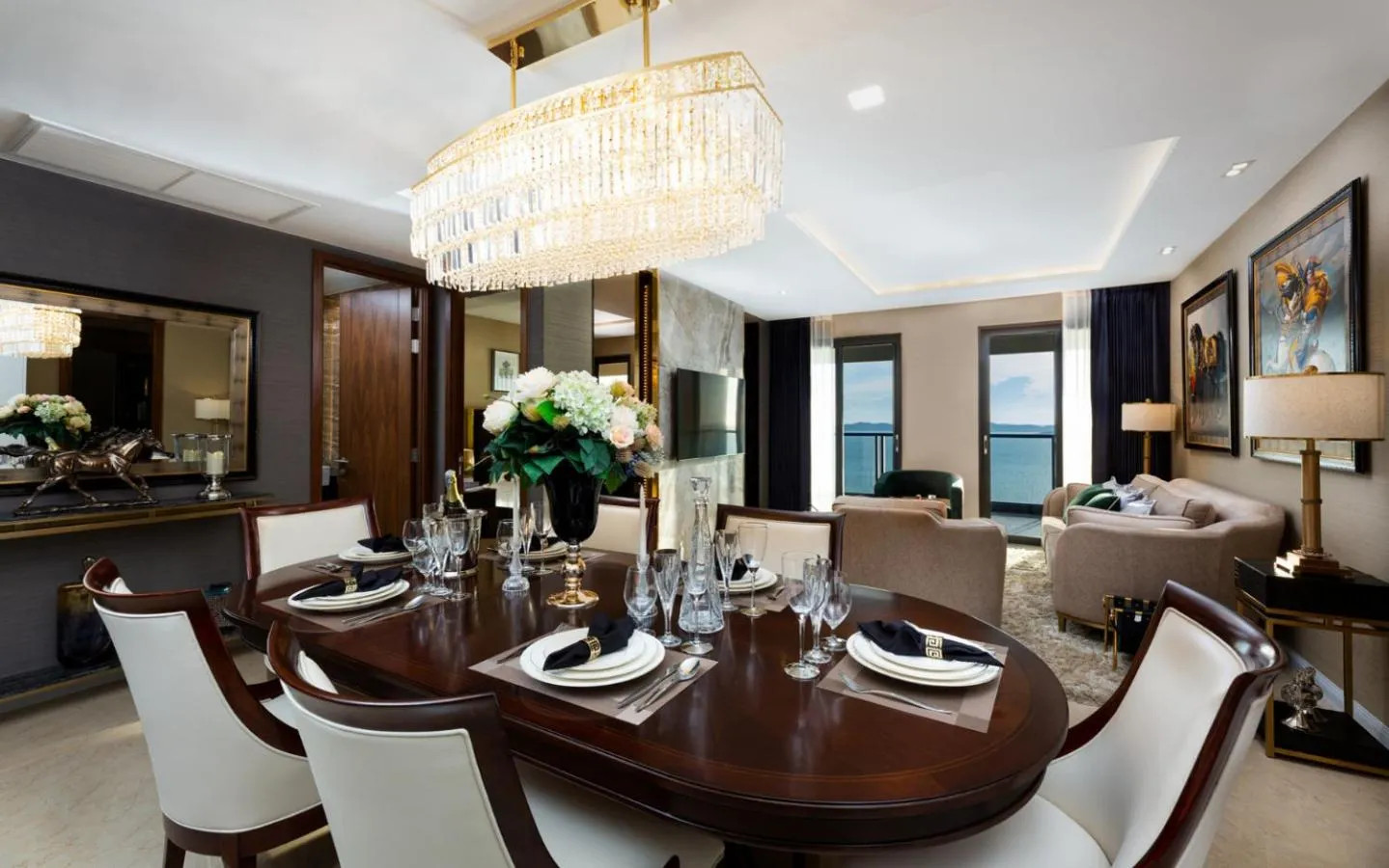 Seating area in The Elysium Prațumnak Pattaya - By SHG