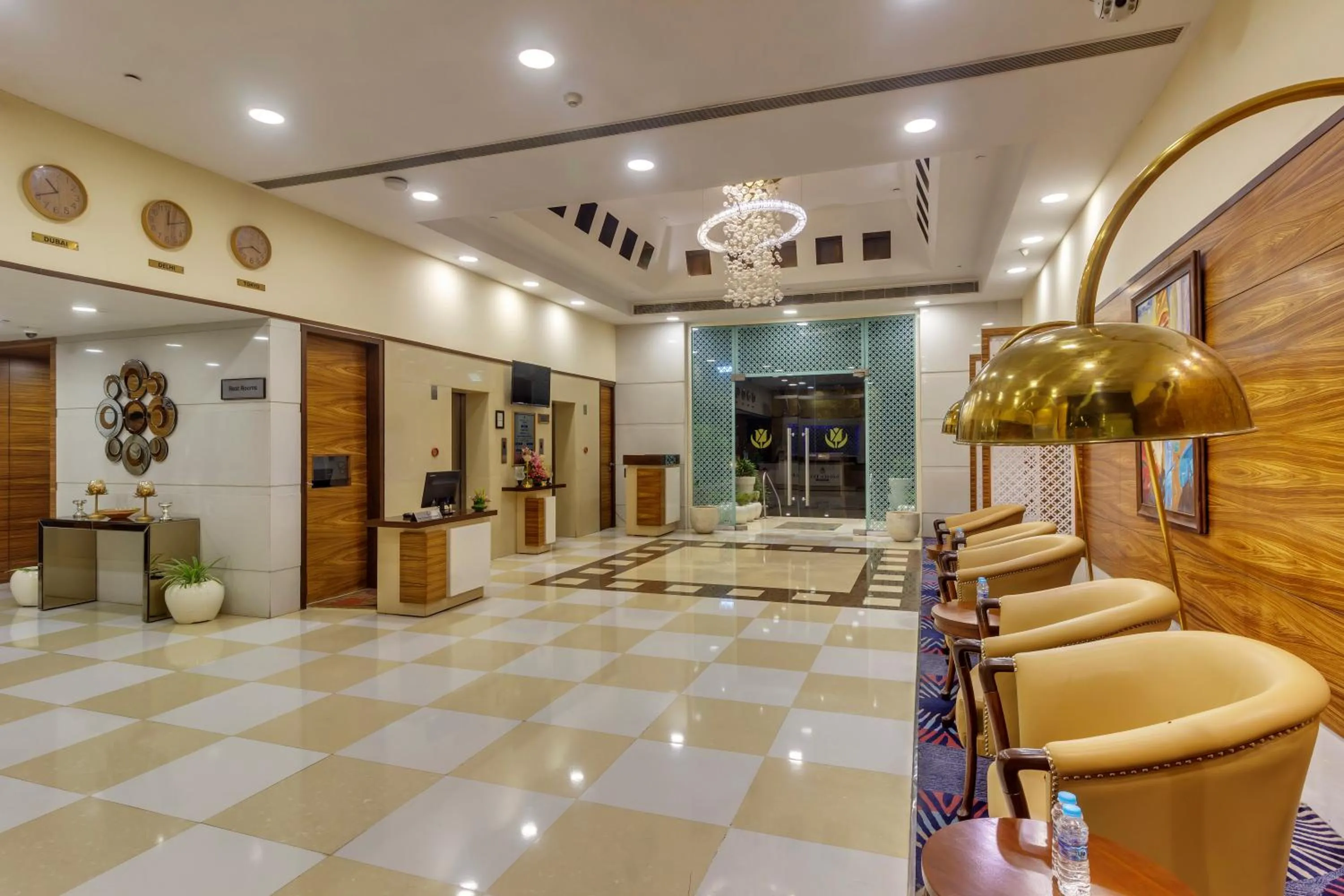 Lobby or reception in Golden Tulip New Delhi - Hari Nagar