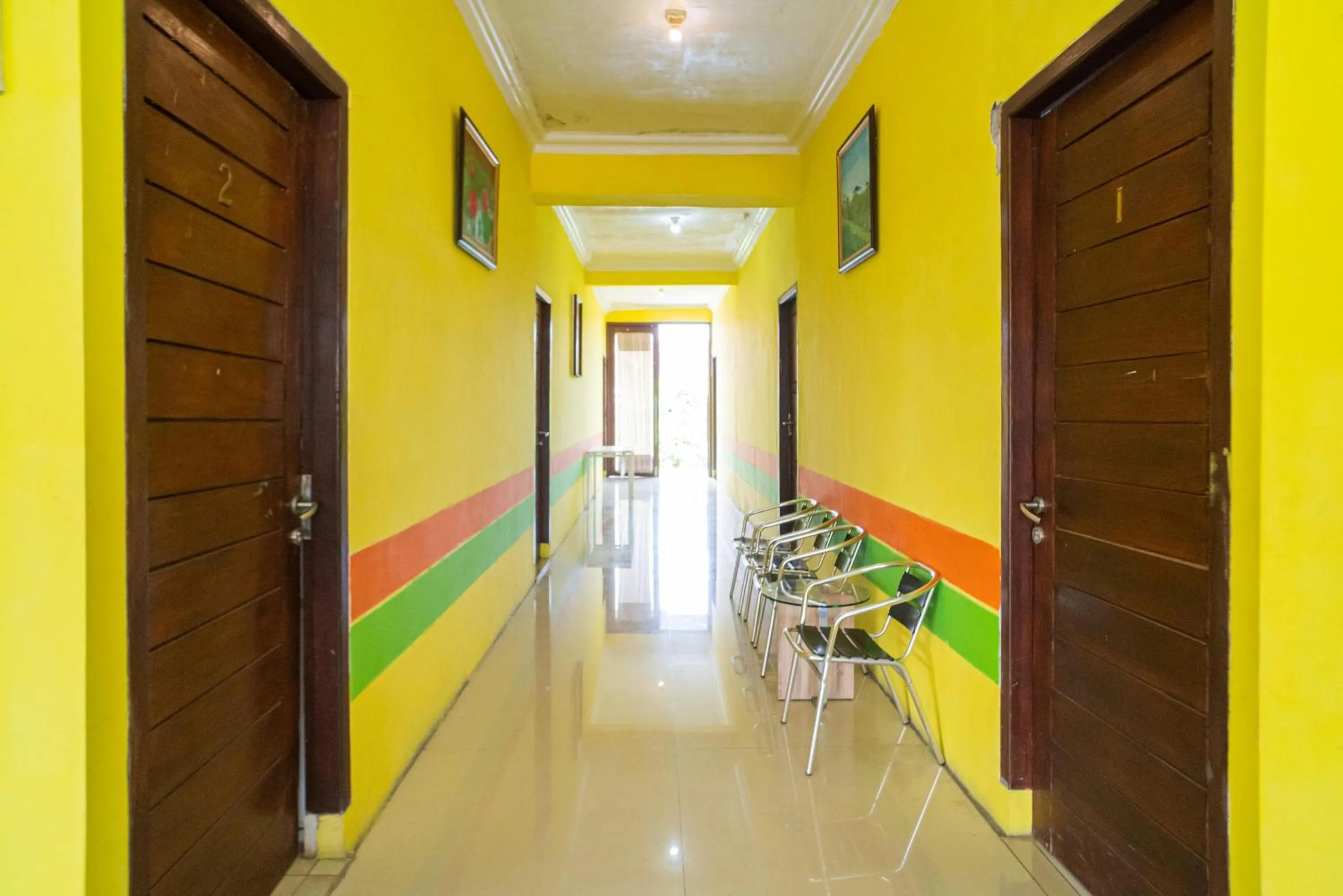 Property building in RedDoorz @ Kampung Sawah Jatimurni Bekasi