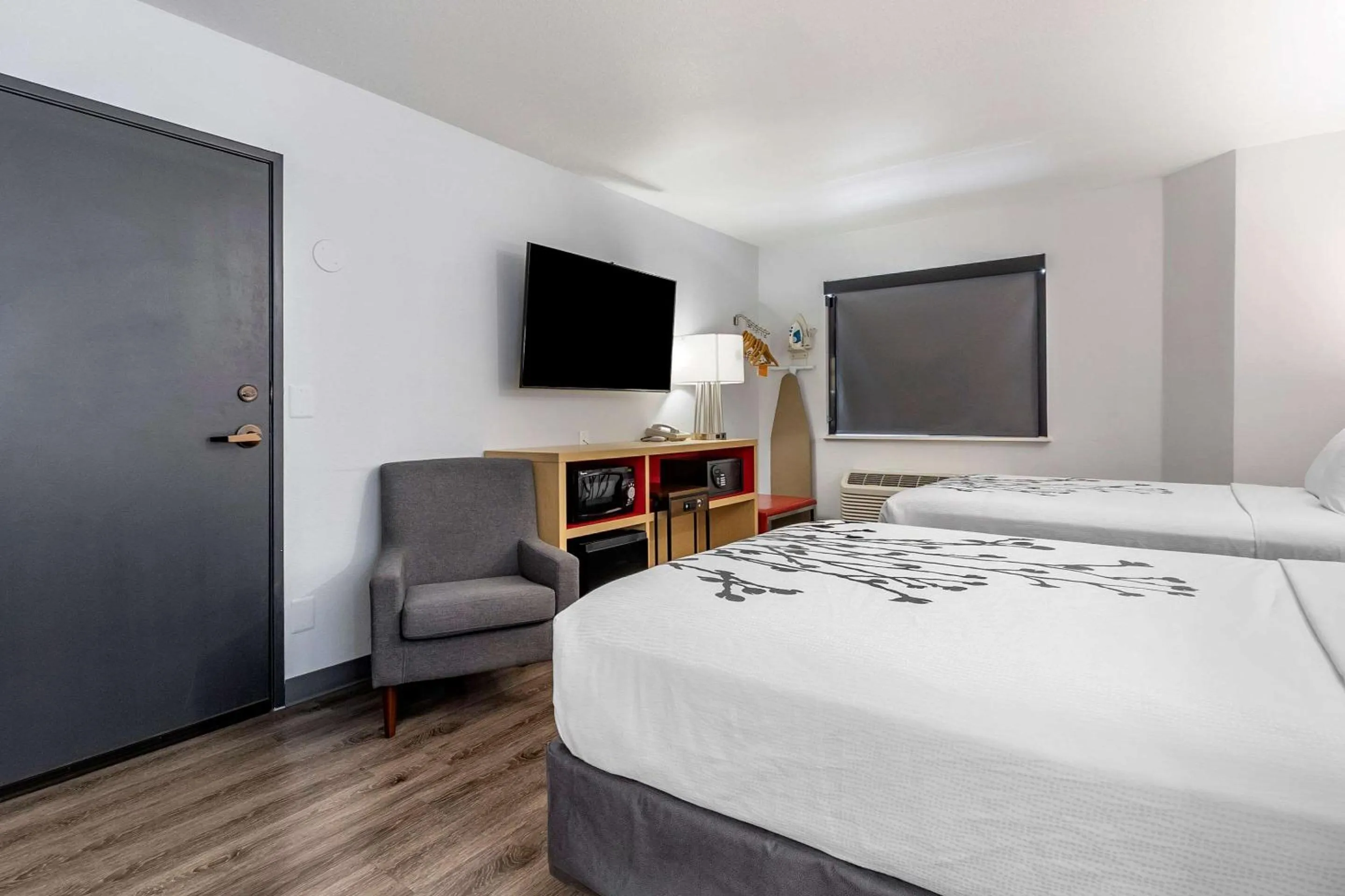 Bedroom, Bed in Sleep Inn & Suites Jerome - Twin Falls