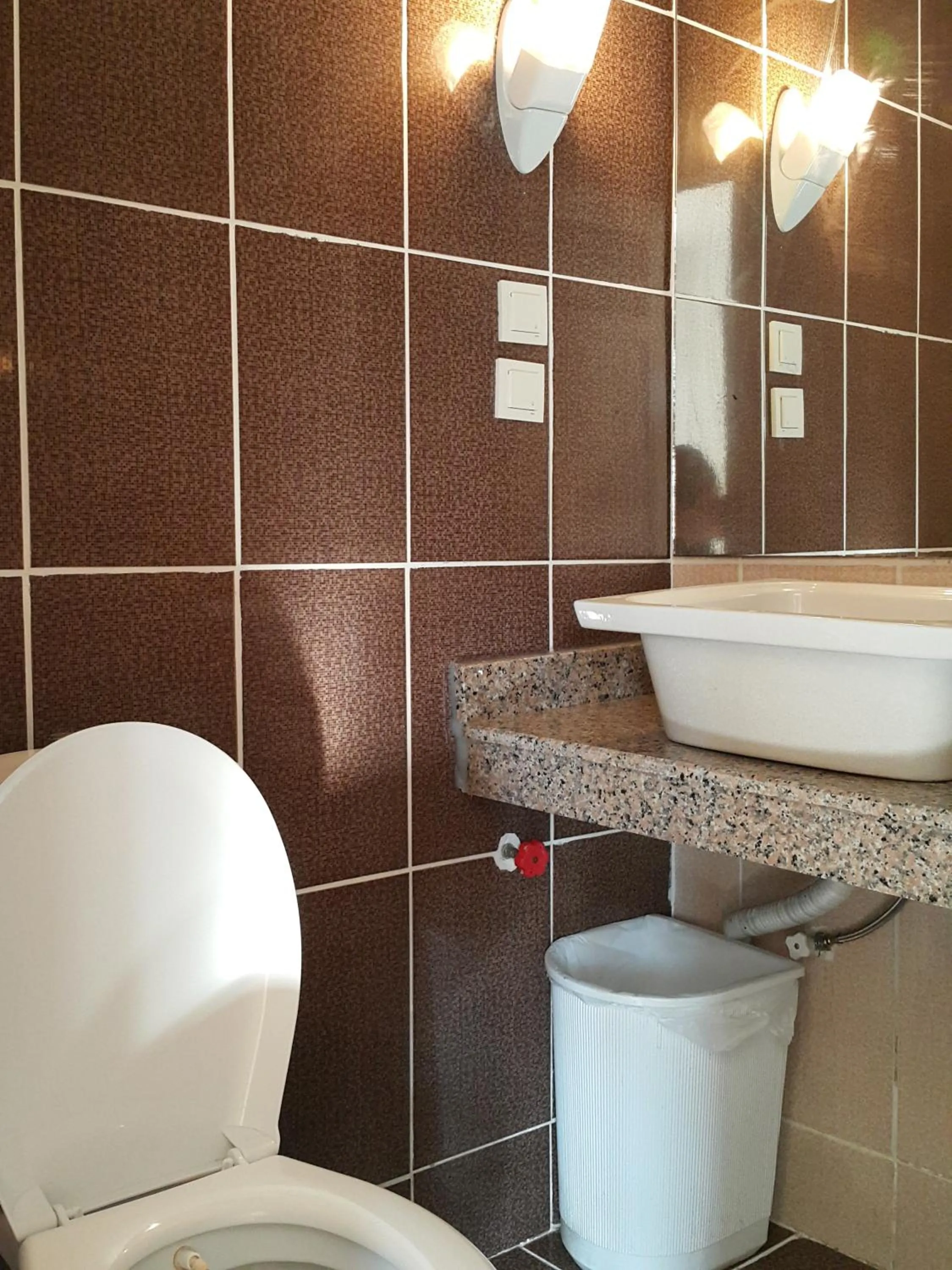 Bathroom in Mursel Garden Hotel