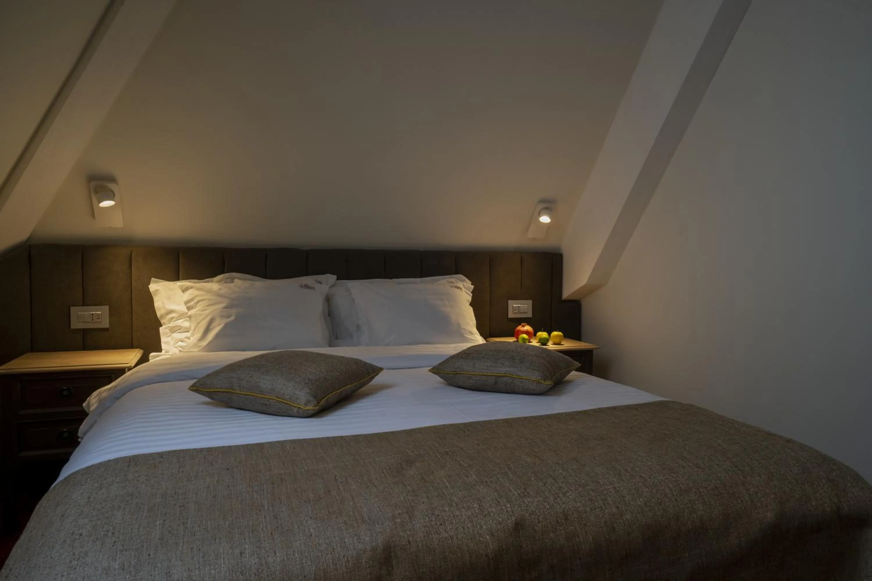 Bed in La Boheme Boutique Casa Soare