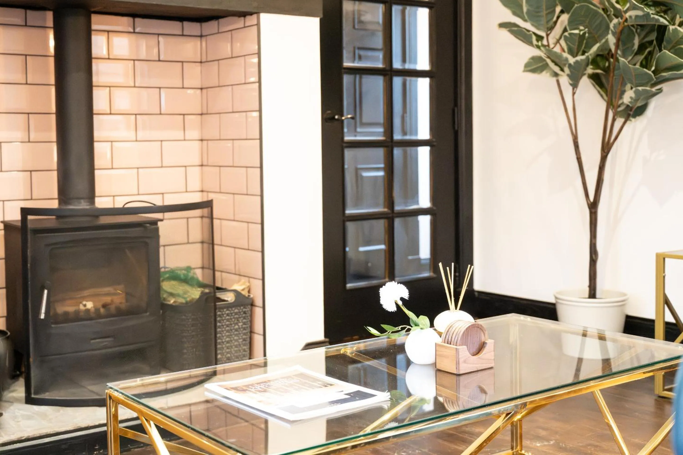 Living room in Northern Hideaways Apple Store