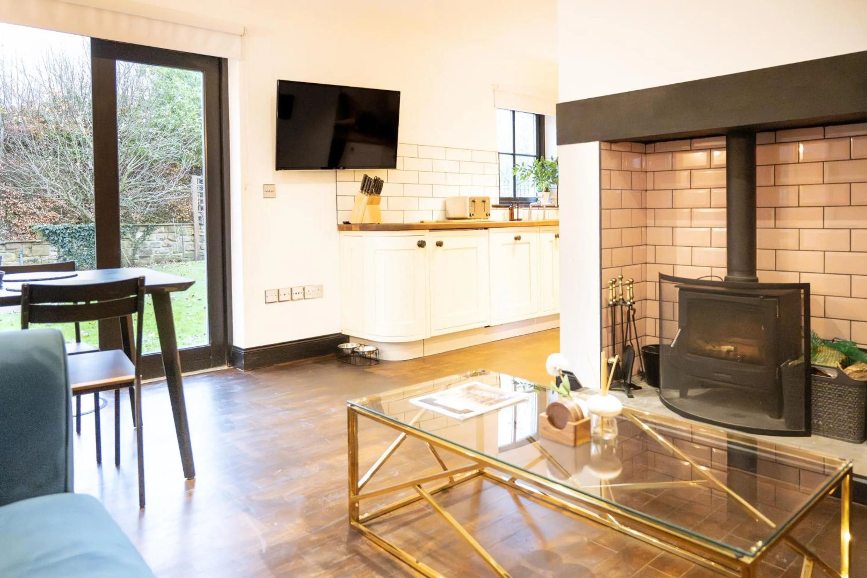 Living room in Northern Hideaways Apple Store