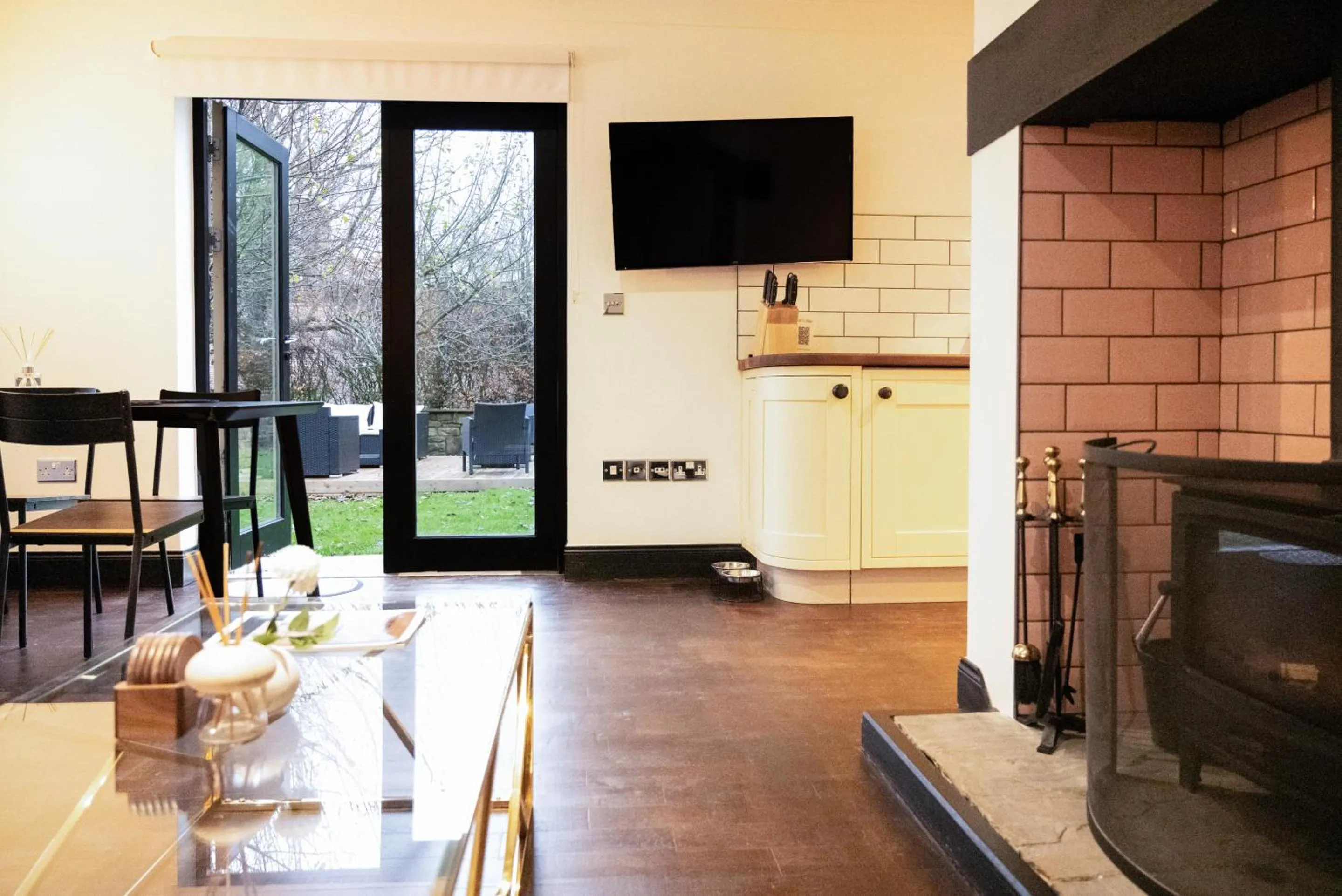 Living room in Northern Hideaways Apple Store