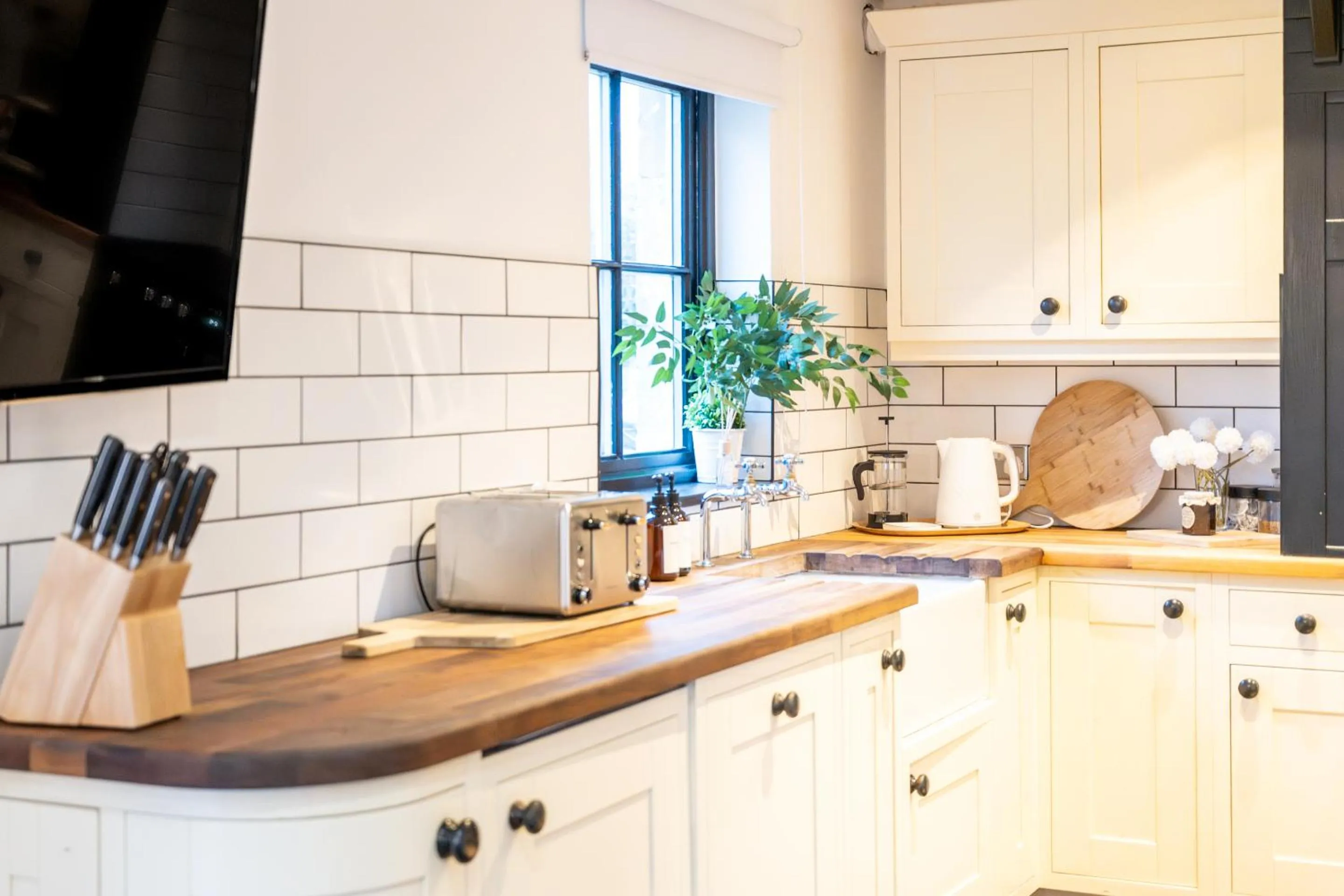 Kitchen or kitchenette in Northern Hideaways Apple Store