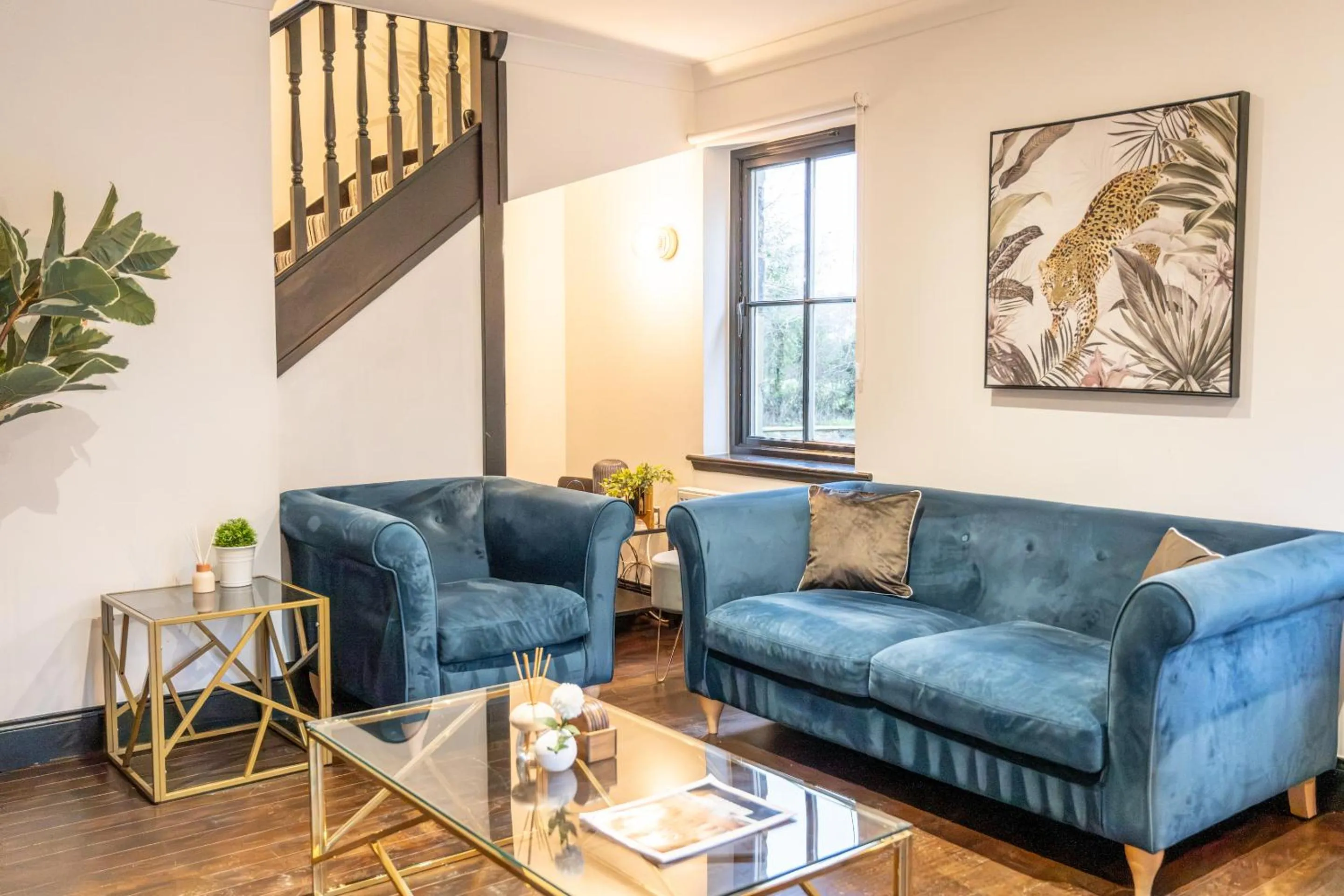 Living room in Northern Hideaways Apple Store