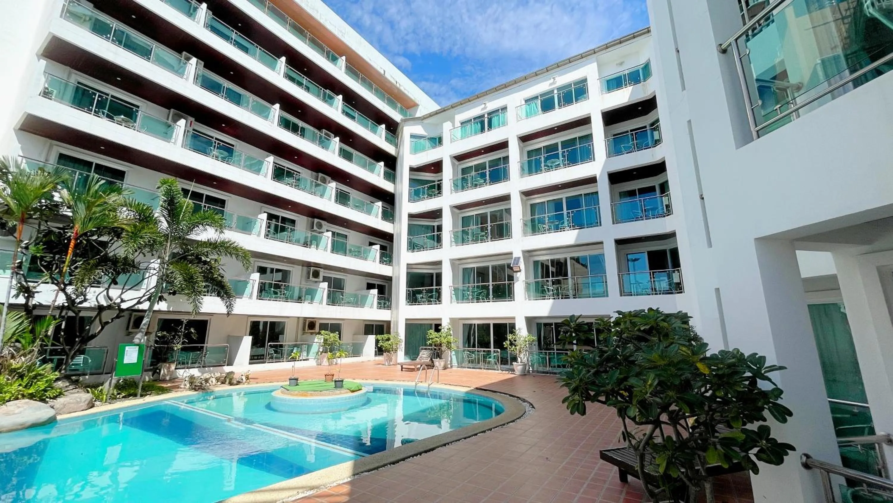 Property building in Dragon Beach Resort , Jomtien Beach Pattaya