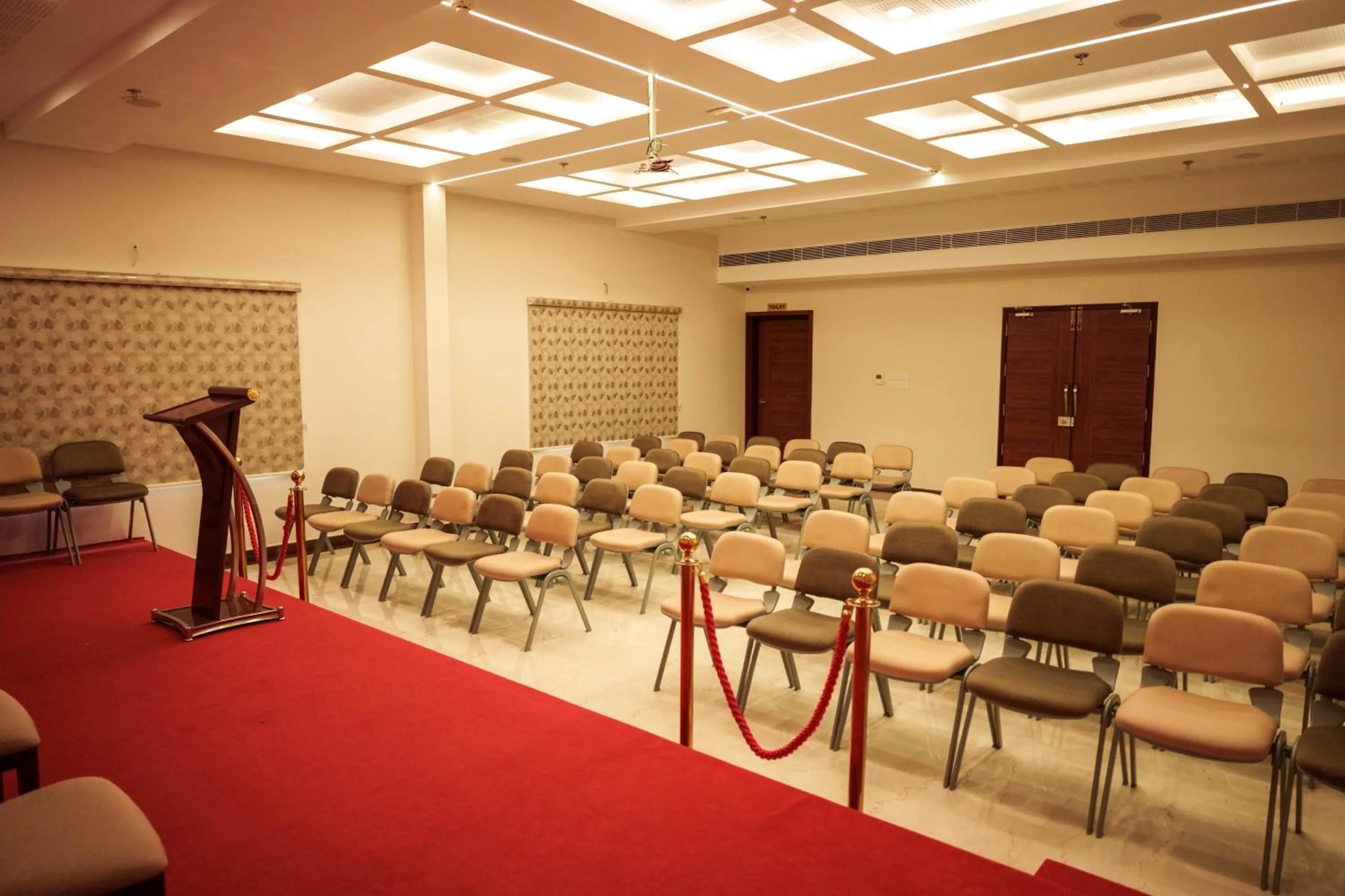 Meeting/conference room in Valluvanad Residency