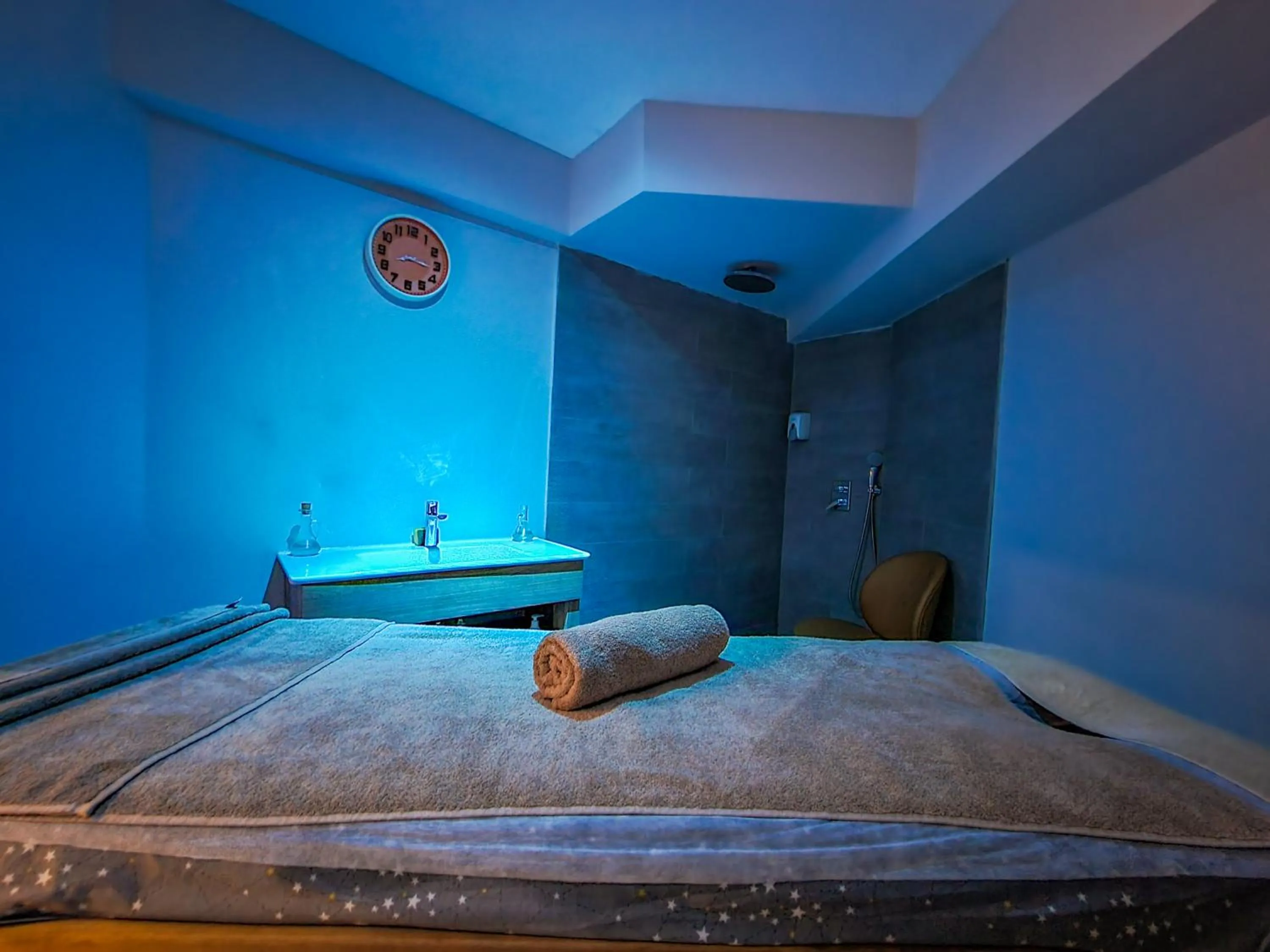 Massage, Bed in Ada Julian Marmaris