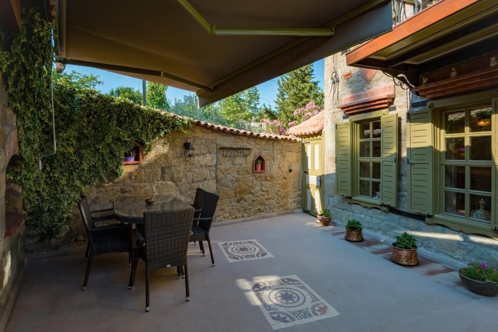 Garden in Orion Adatepe