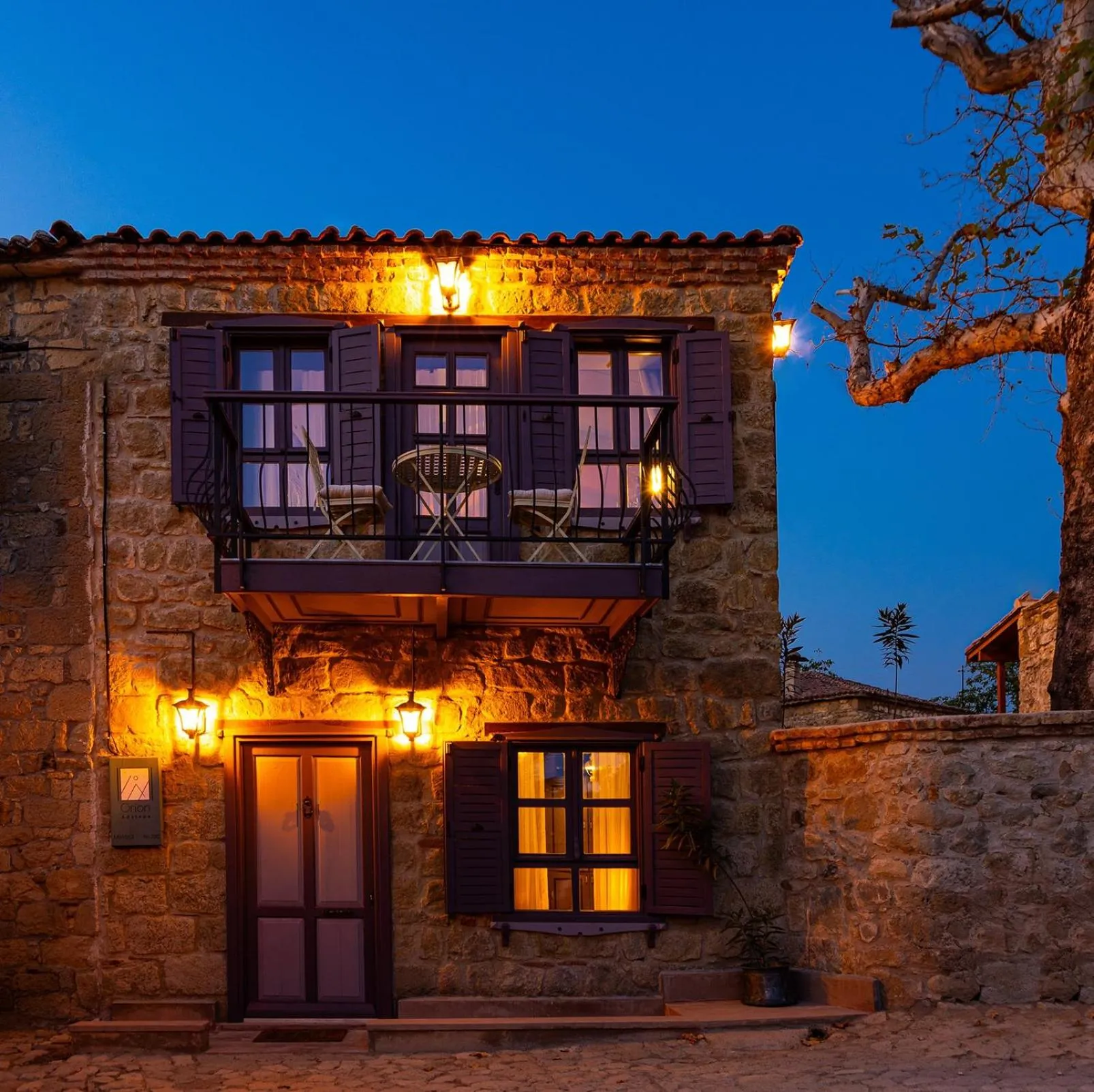 Property building in Orion Adatepe