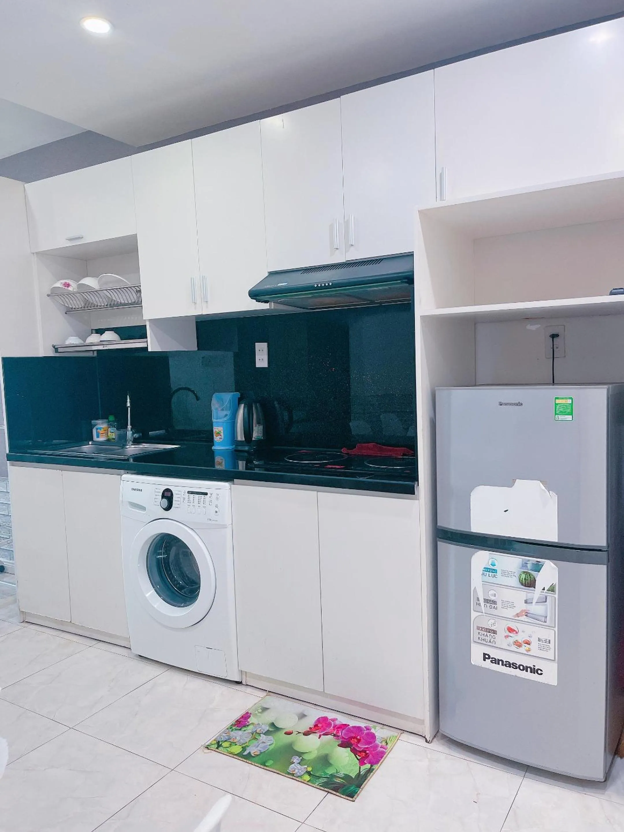 Kitchen or kitchenette in Pearl Nha Trang Beach Apartment