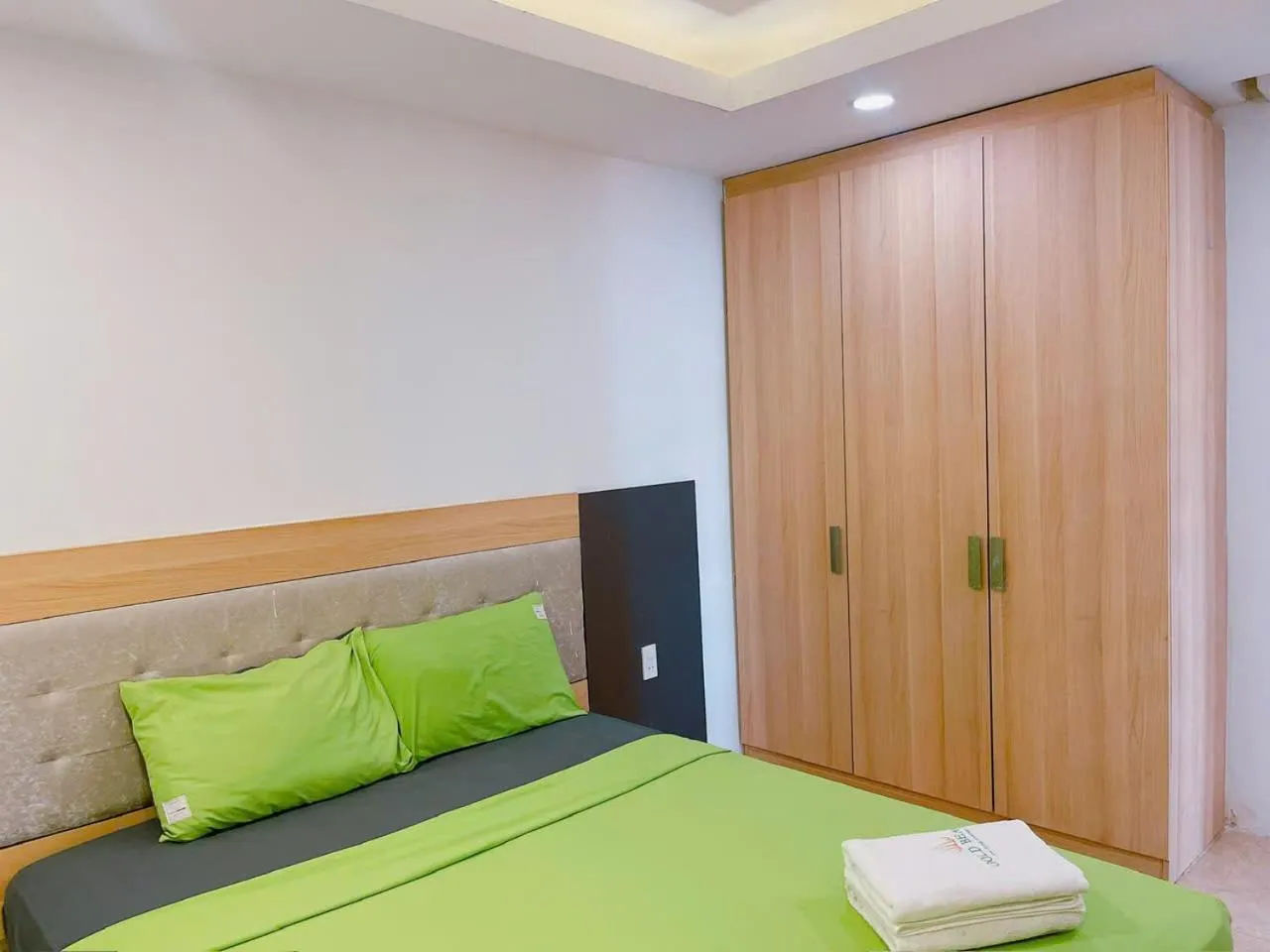 Bed in Pearl Nha Trang Beach Apartment