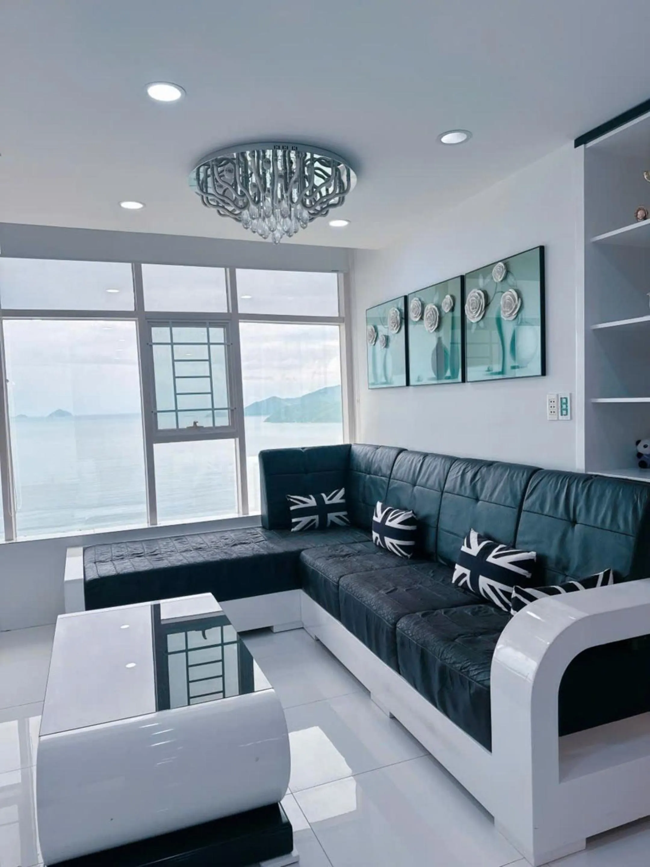 Pearl Nha Trang Beach Apartment