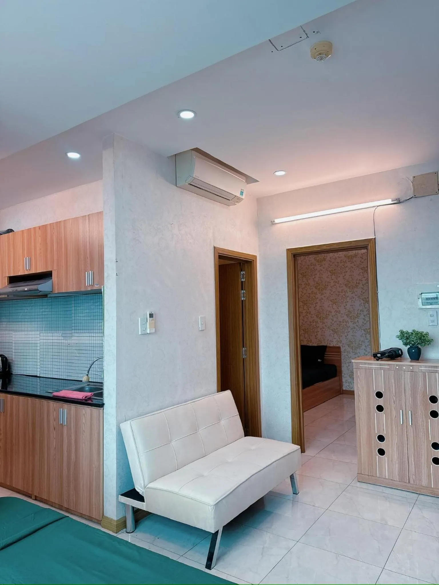 Pearl Nha Trang Beach Apartment