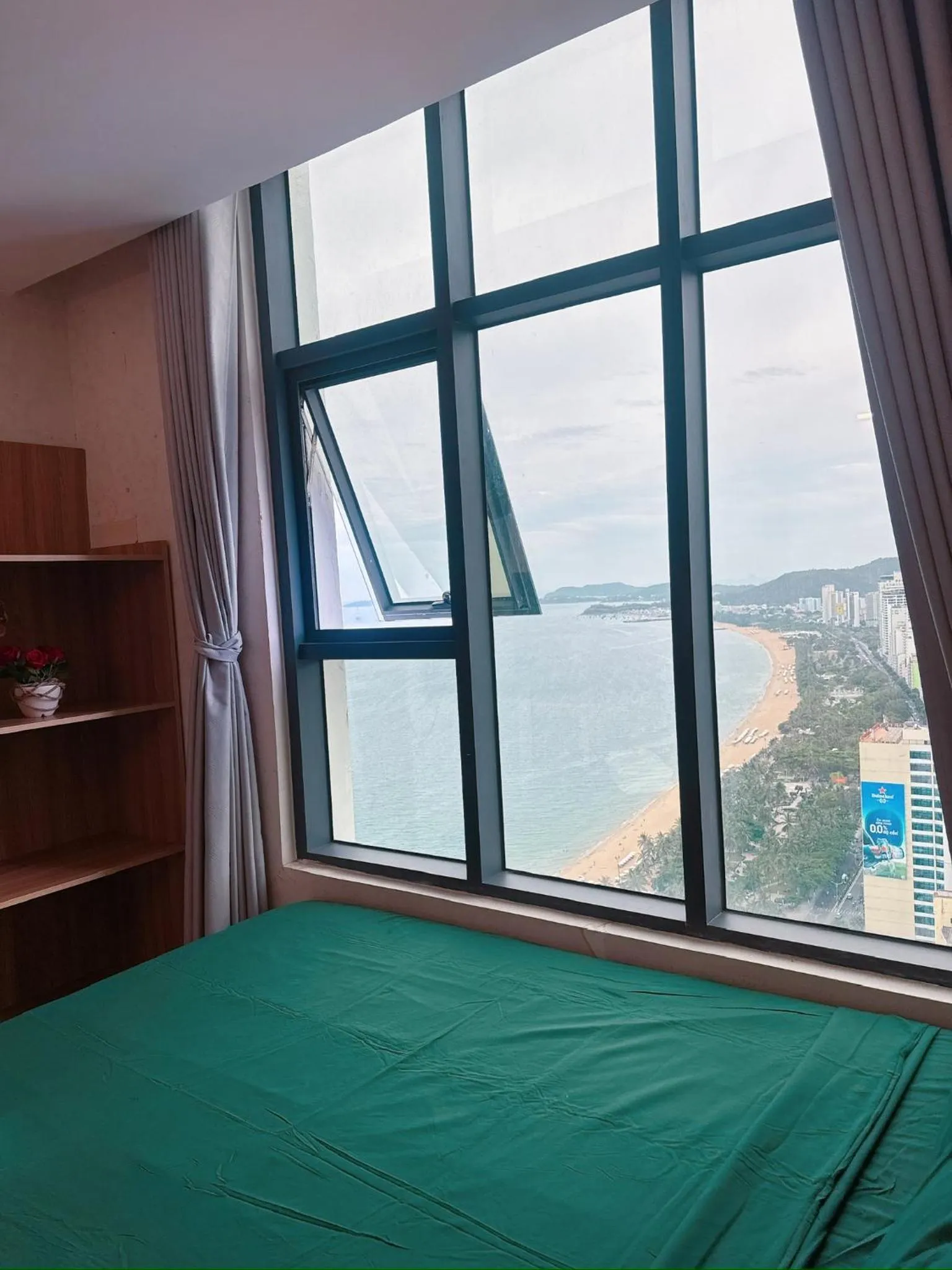 Bed in Pearl Nha Trang Beach Apartment